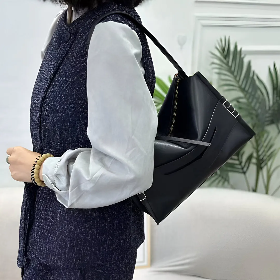Aster Shoulder Bag