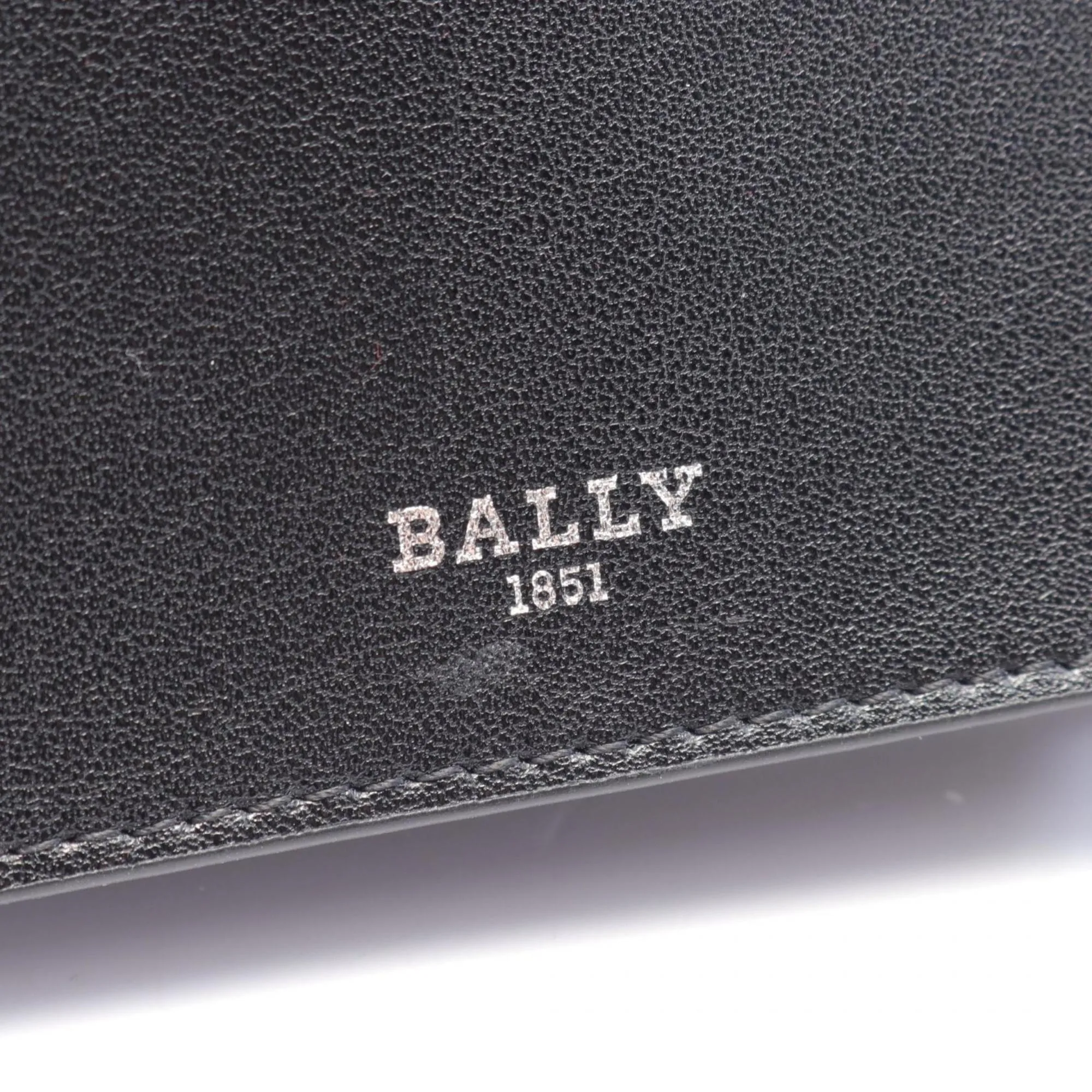 Bally    Leather Business Card Case