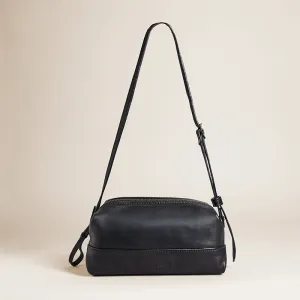 Bon Bon East West Baguette - Leather Black