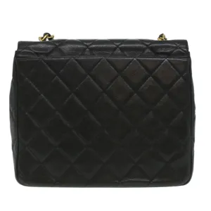 CHANEL Big Matelasse Turn Lock Shoulder Bag Caviar Skin Black CC Auth 32155A