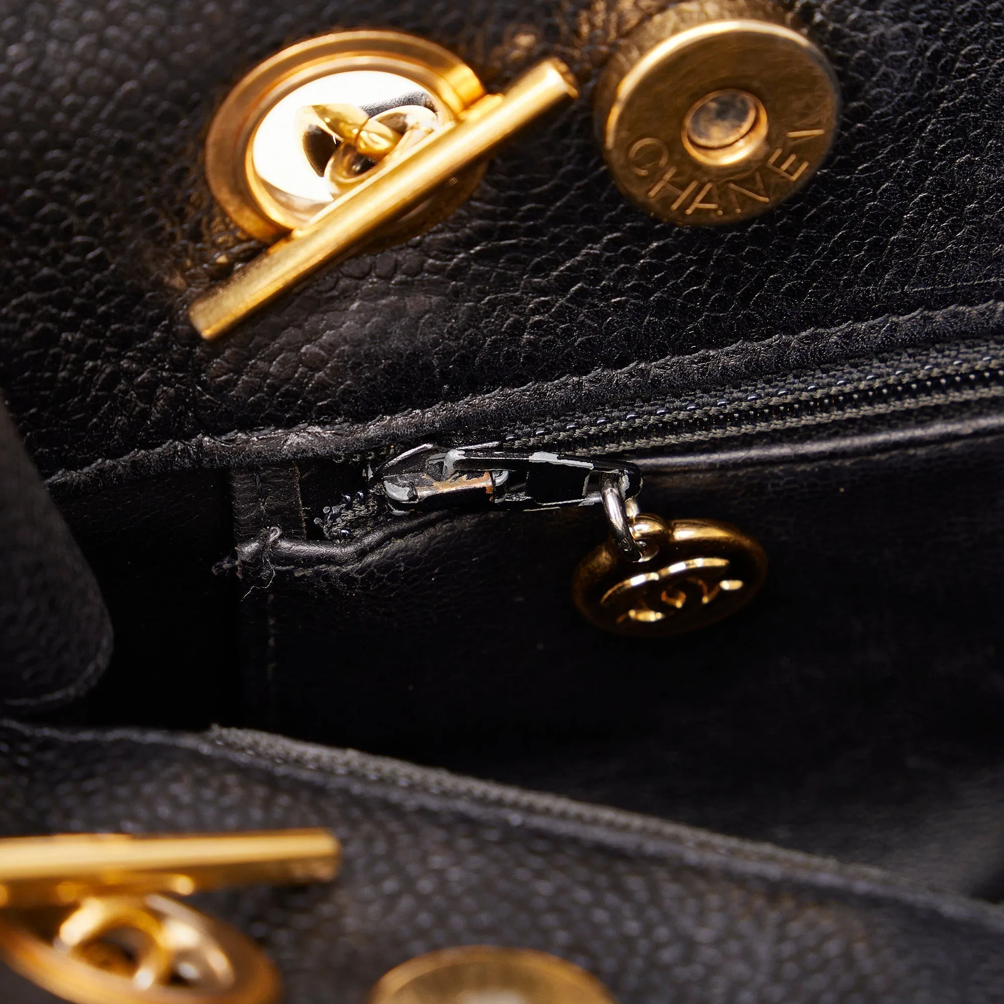 CHANEL CC Caviar Leather Shoulder Bag