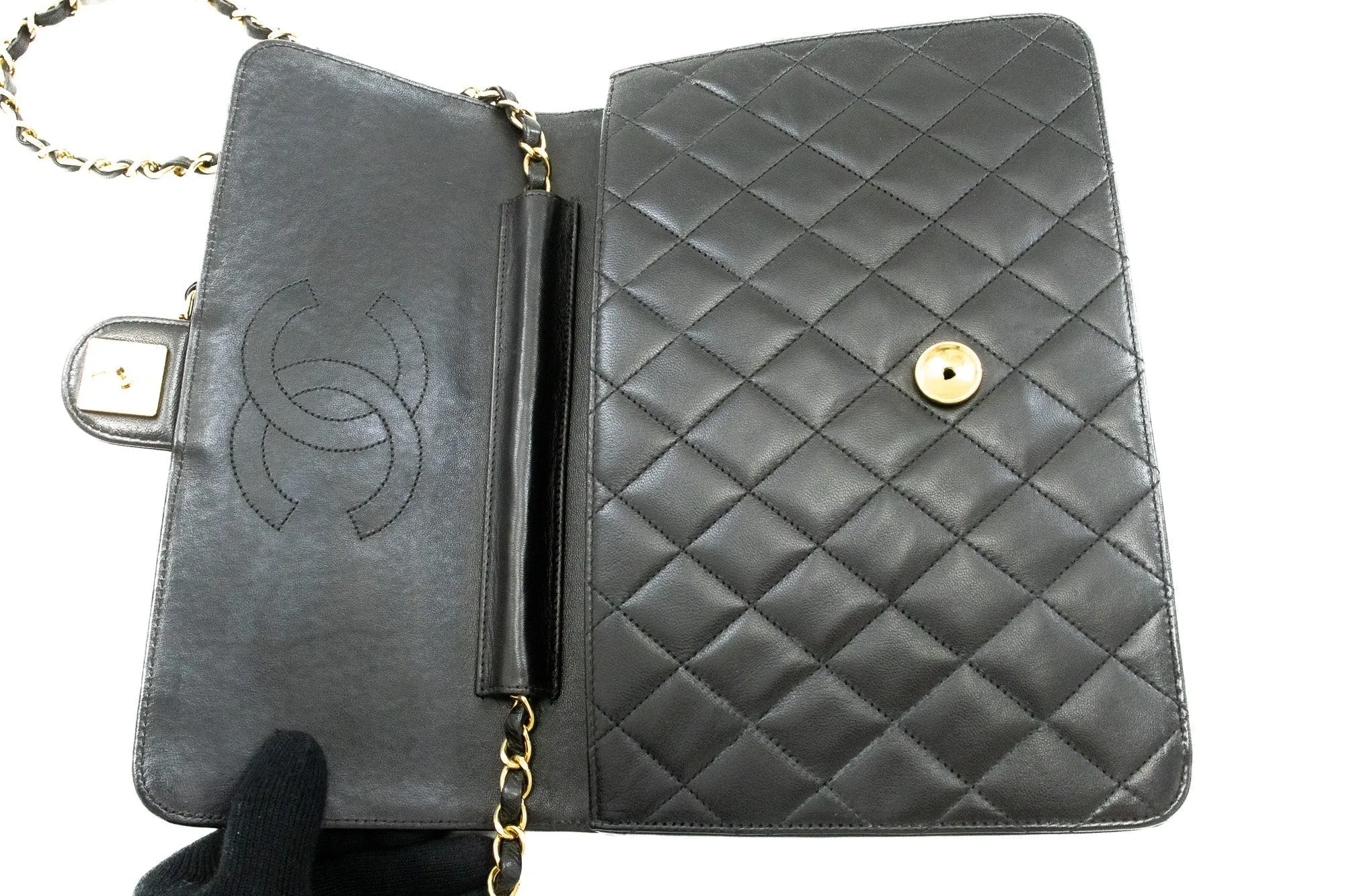 CHANEL Chain Shoulder Bag Clutch Black Quilted Flap Lambskin Purse j98