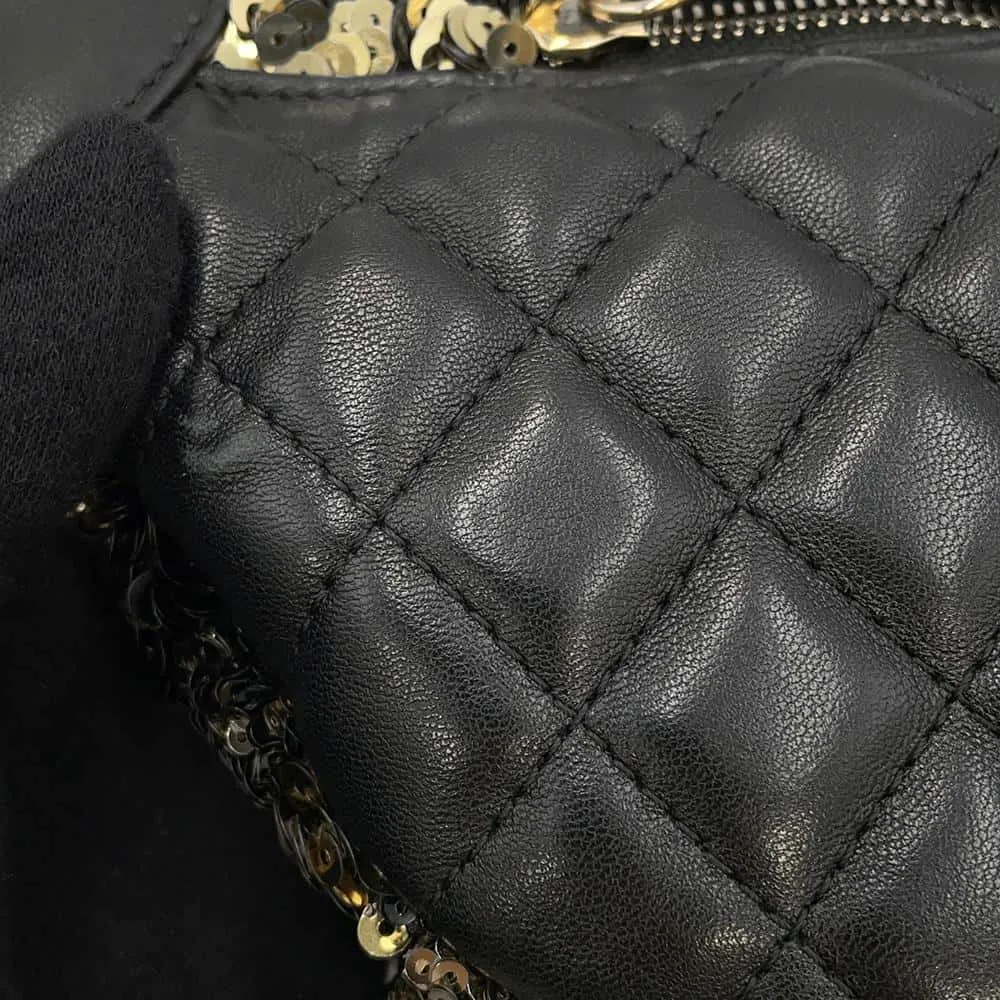 CHANEL Cruise Line Matelasse ChainShoulder Bag Black/Gold Sequins Leather