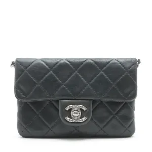Chanel Lambskin  Chain Shoulder Bag Black Silver Gold  17th