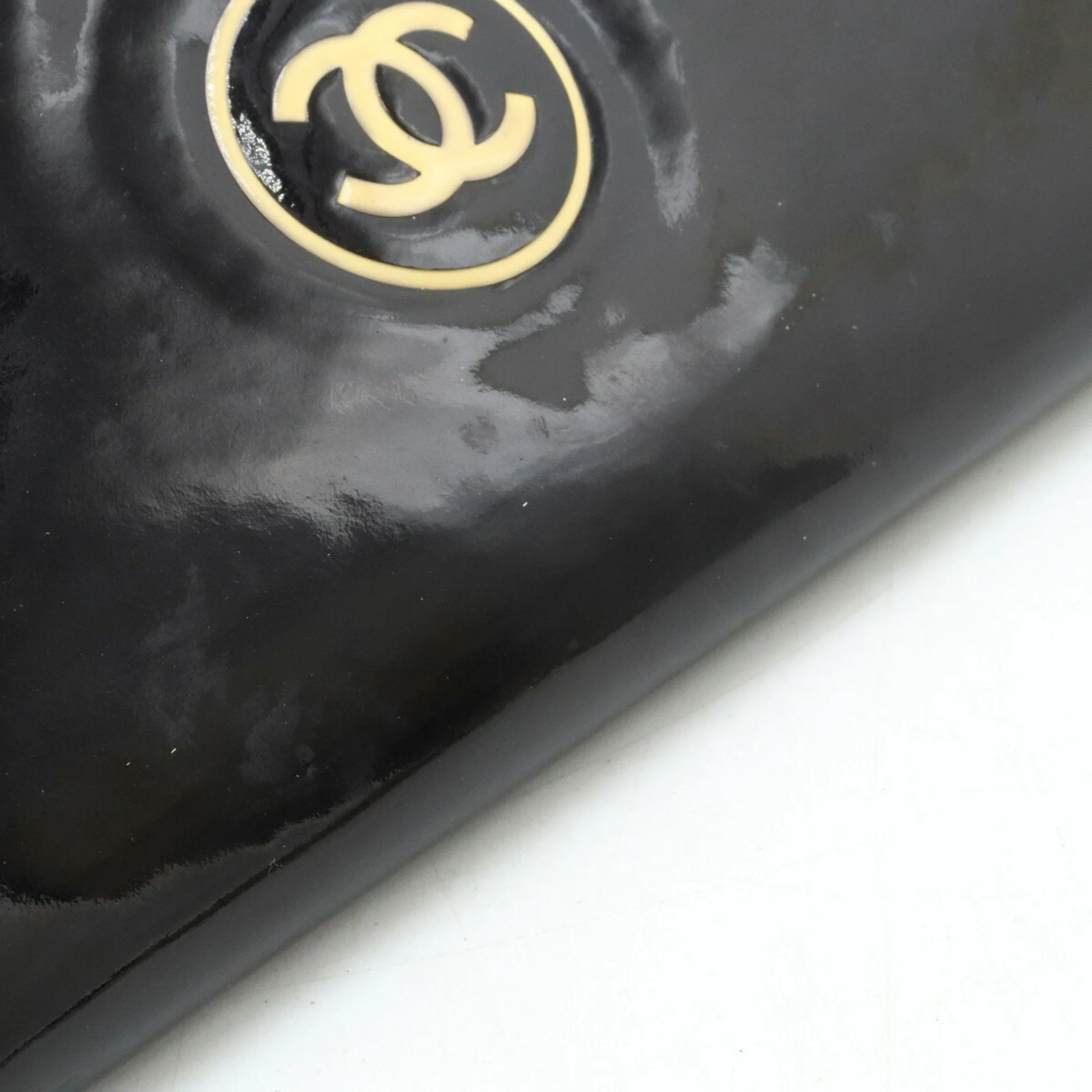Chanel Leather Coin Purse/Coin Case (Pre-Owned)
