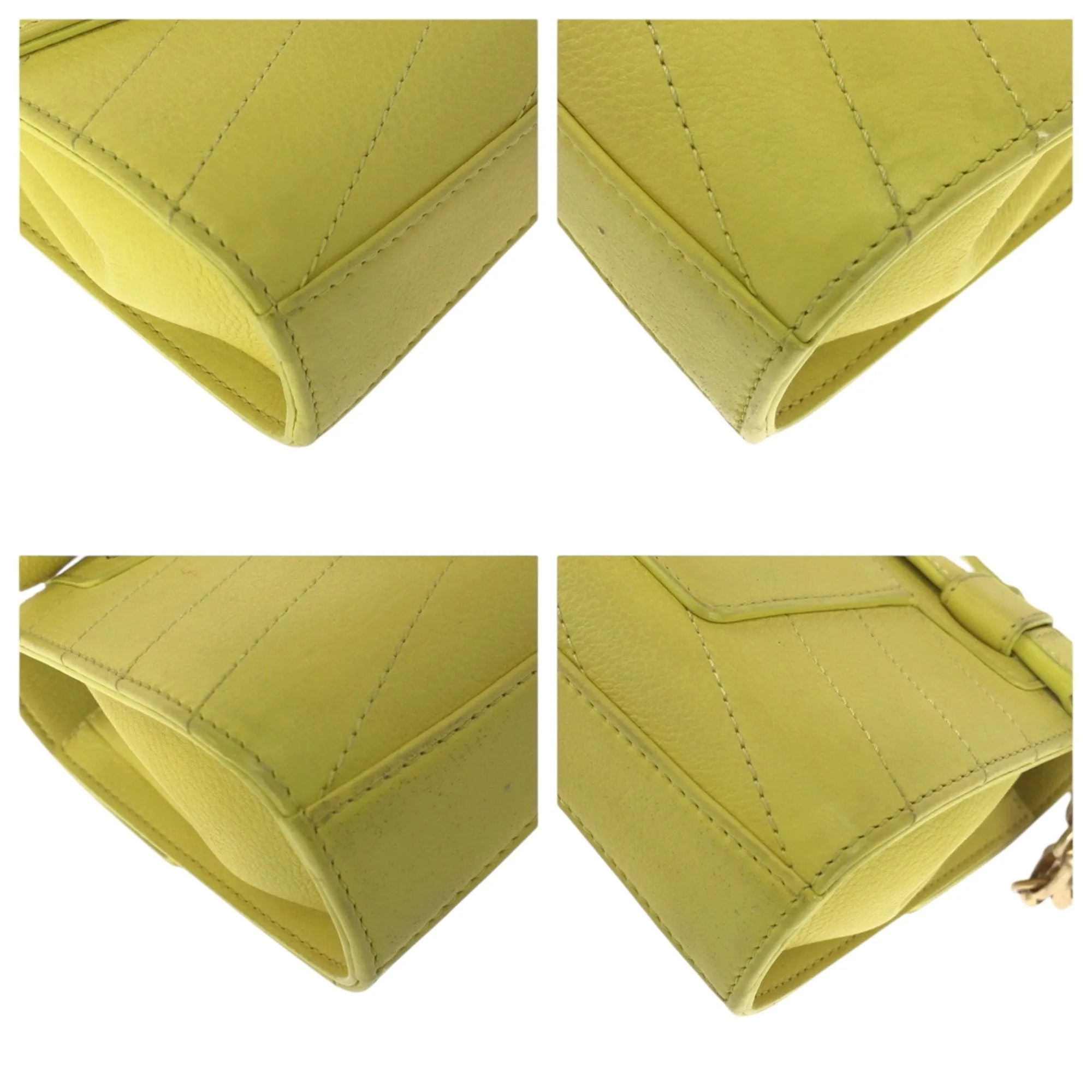 Chanel Leather Fanny Pack Shoulder Bag (Pre-Owned)