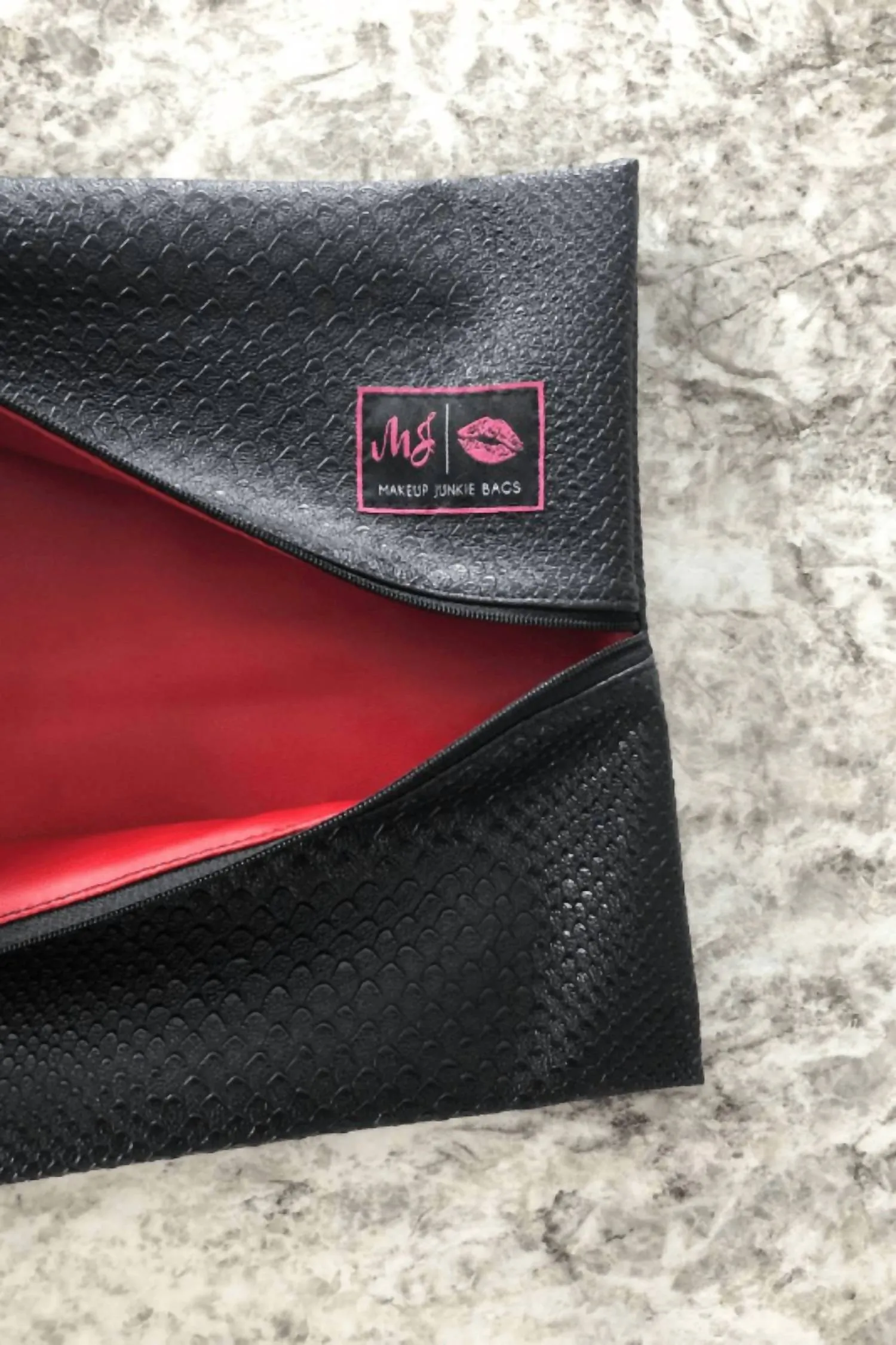 Cobra Bag In Black