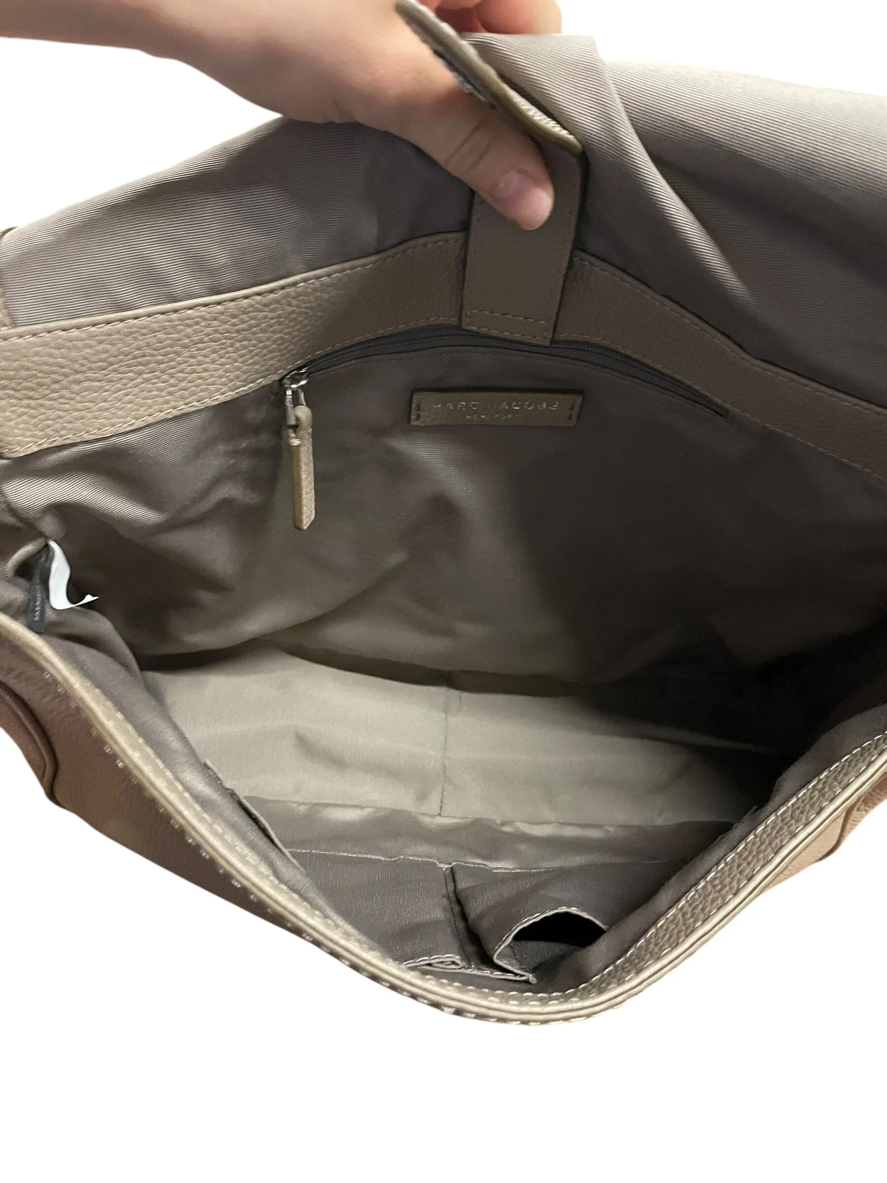 Crossbody Designer By Marc By Marc Jacobs  Size: Large