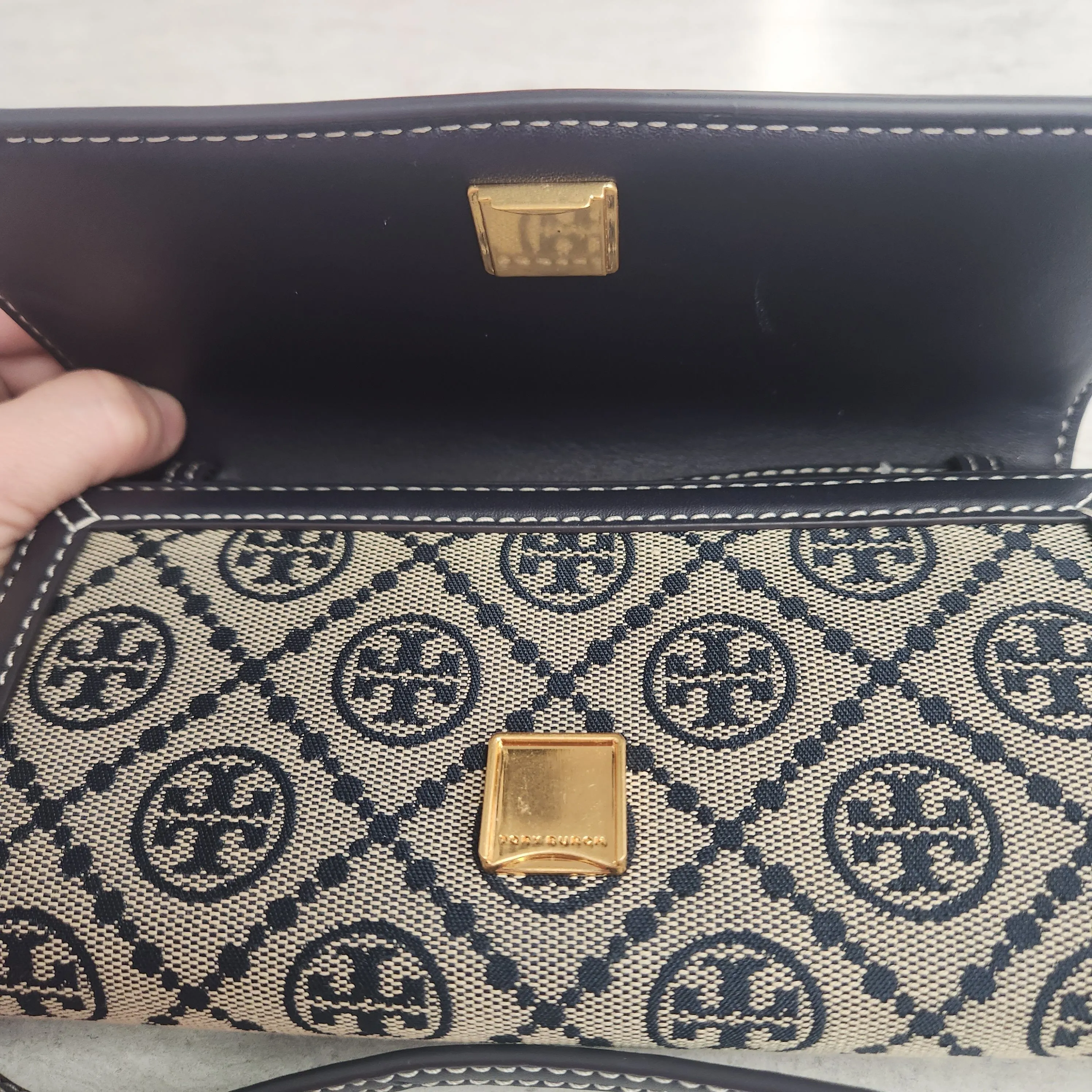 Crossbody Designer By Tory Burch  Size: Small
