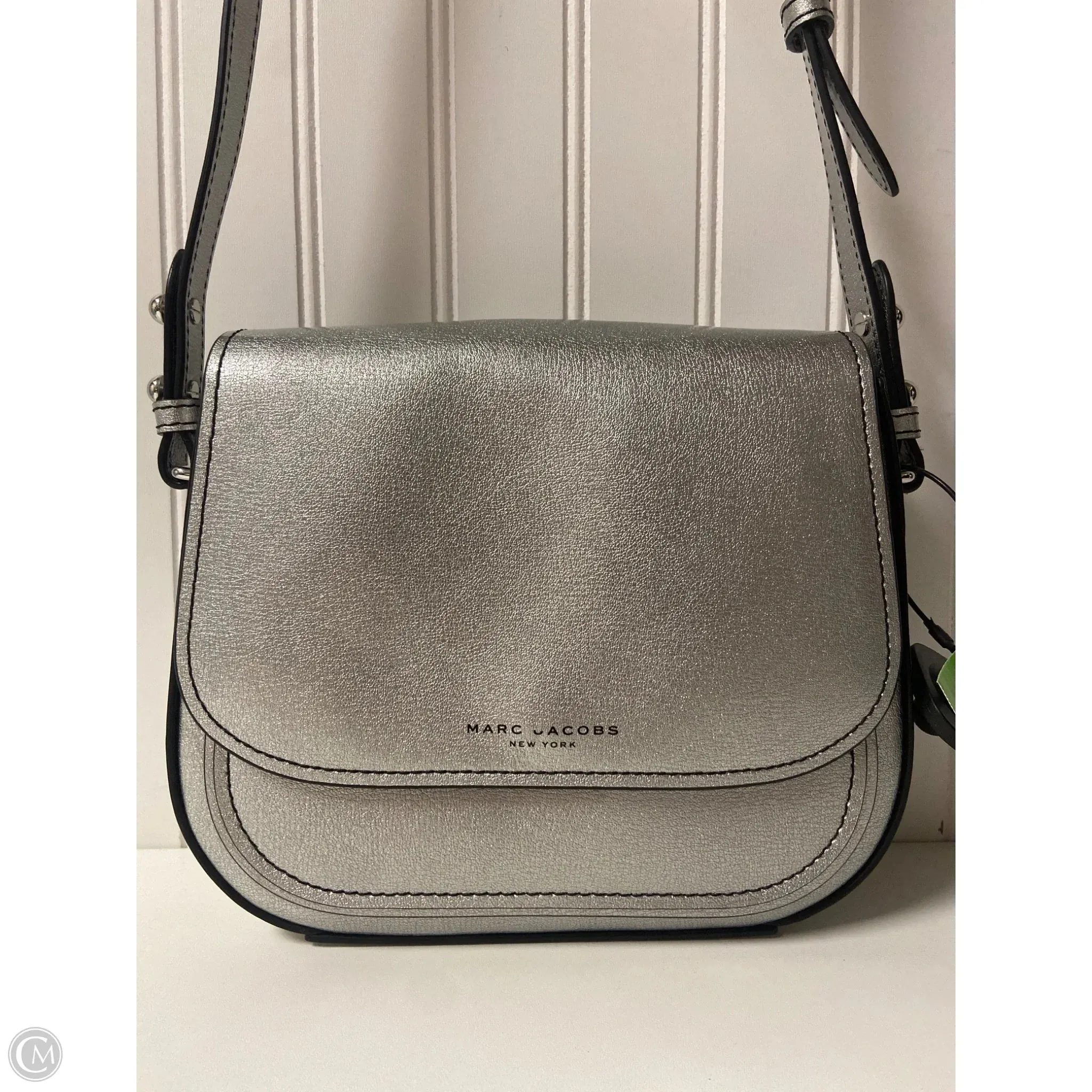 Crossbody Luxury Designer By Marc Jacobs, Size: Small