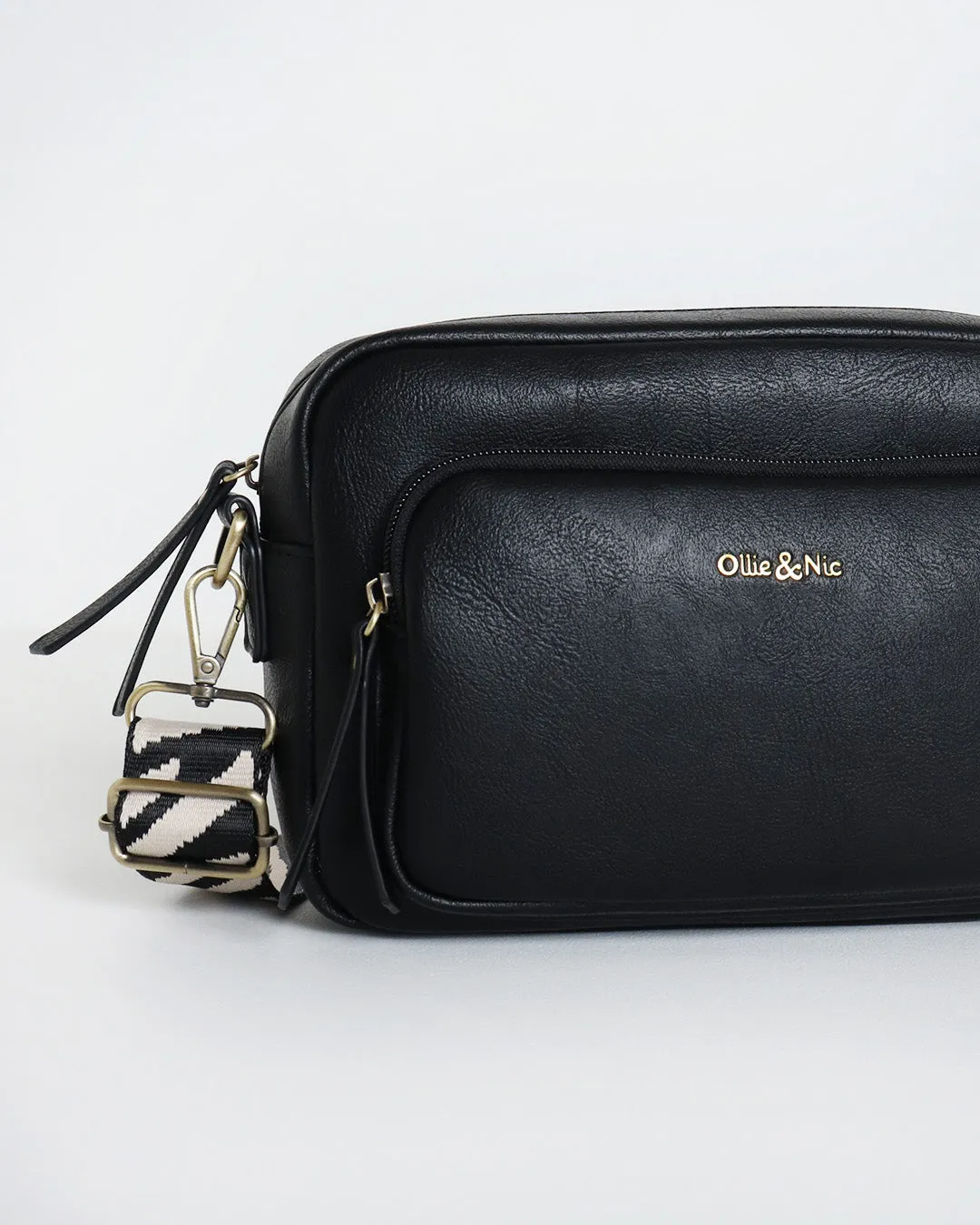 Doyle Crossbody - Black