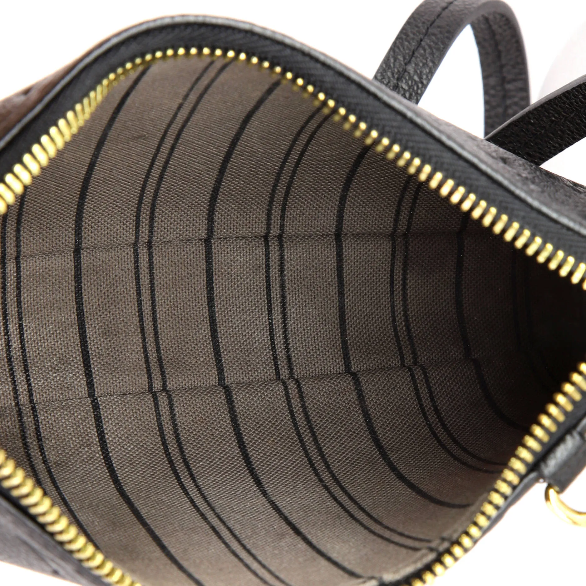 Easy Pouch on Strap Monogram Empreinte Leather
