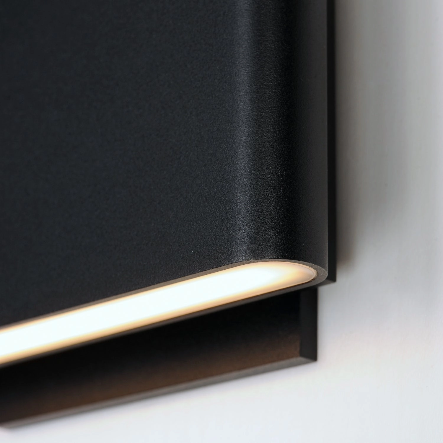 ET2 LED Outdoor Wall Sconce