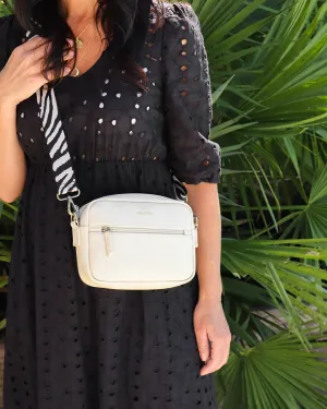 Gigi Crossbody - Pebble