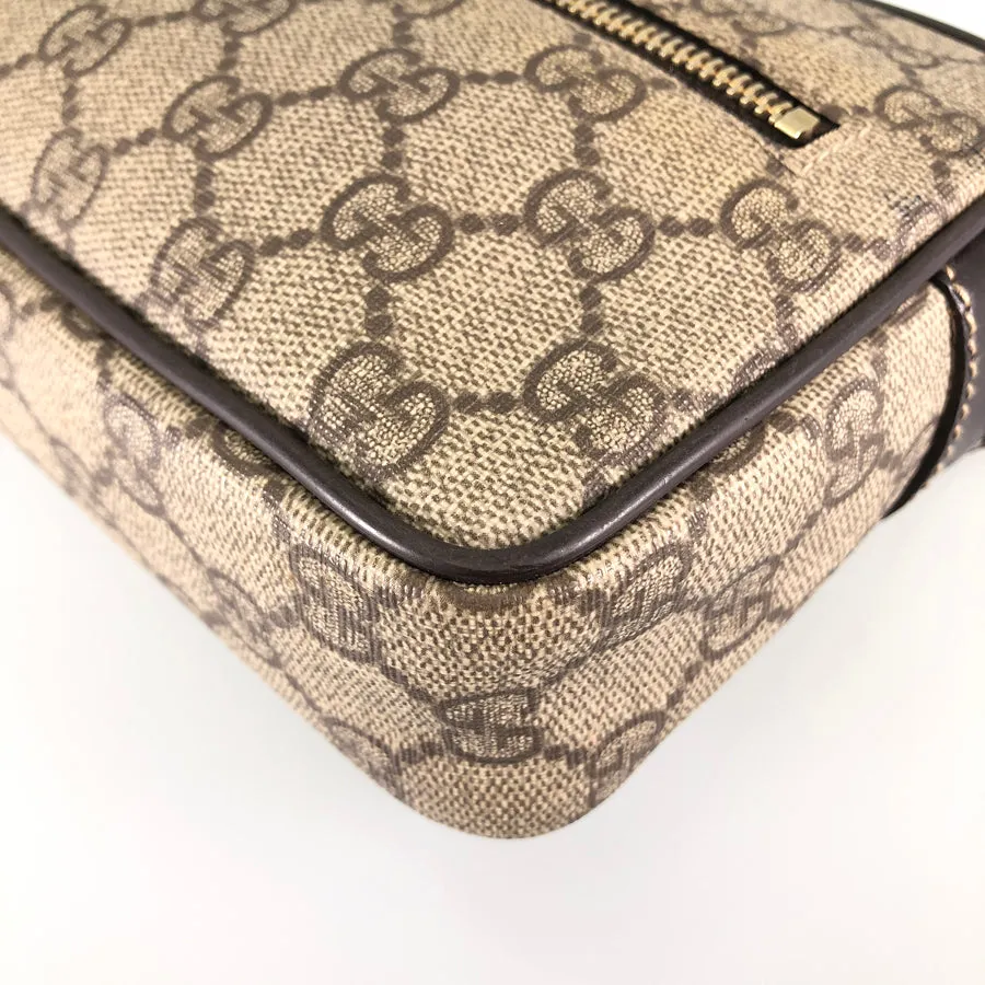 GUCCI GG Supreme Shoulder Bag