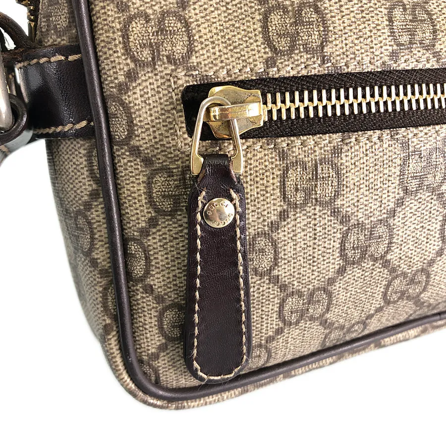 GUCCI GG Supreme Shoulder Bag