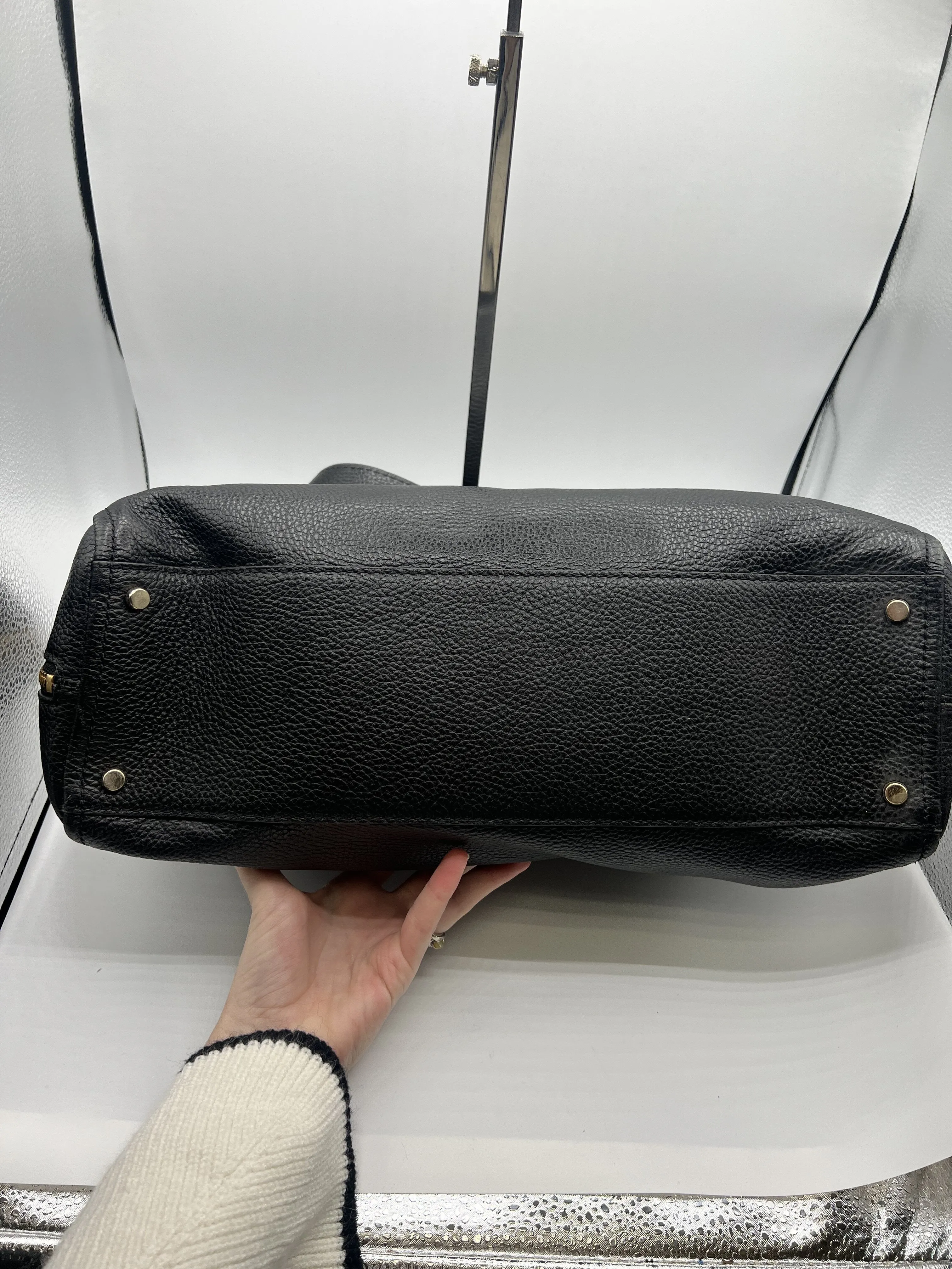 Handbag Designer By Kate Spade  Size: Large