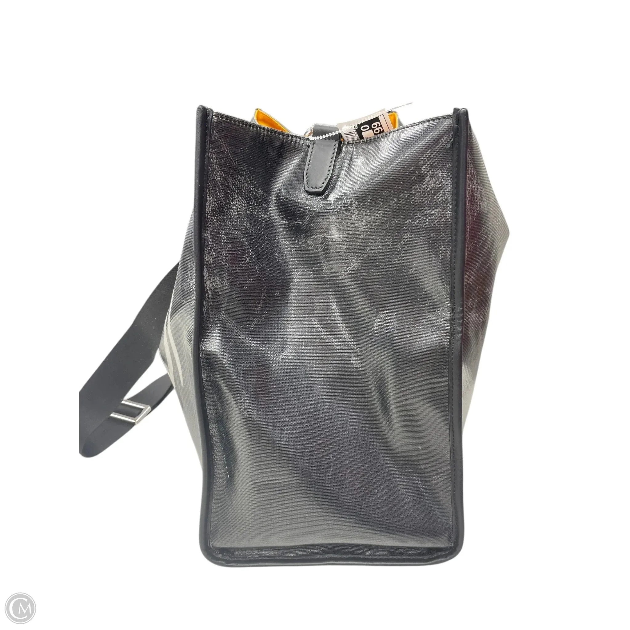 Handbag Luxury Designer By Fendi, Size: Large