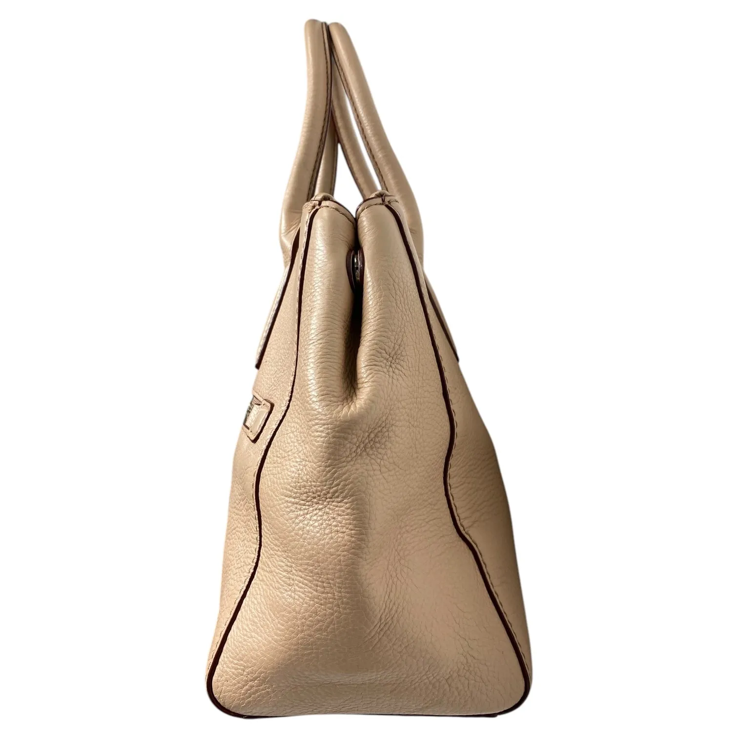 Handbag Luxury Designer By Marc Jacobs In Tan, Size:Medium