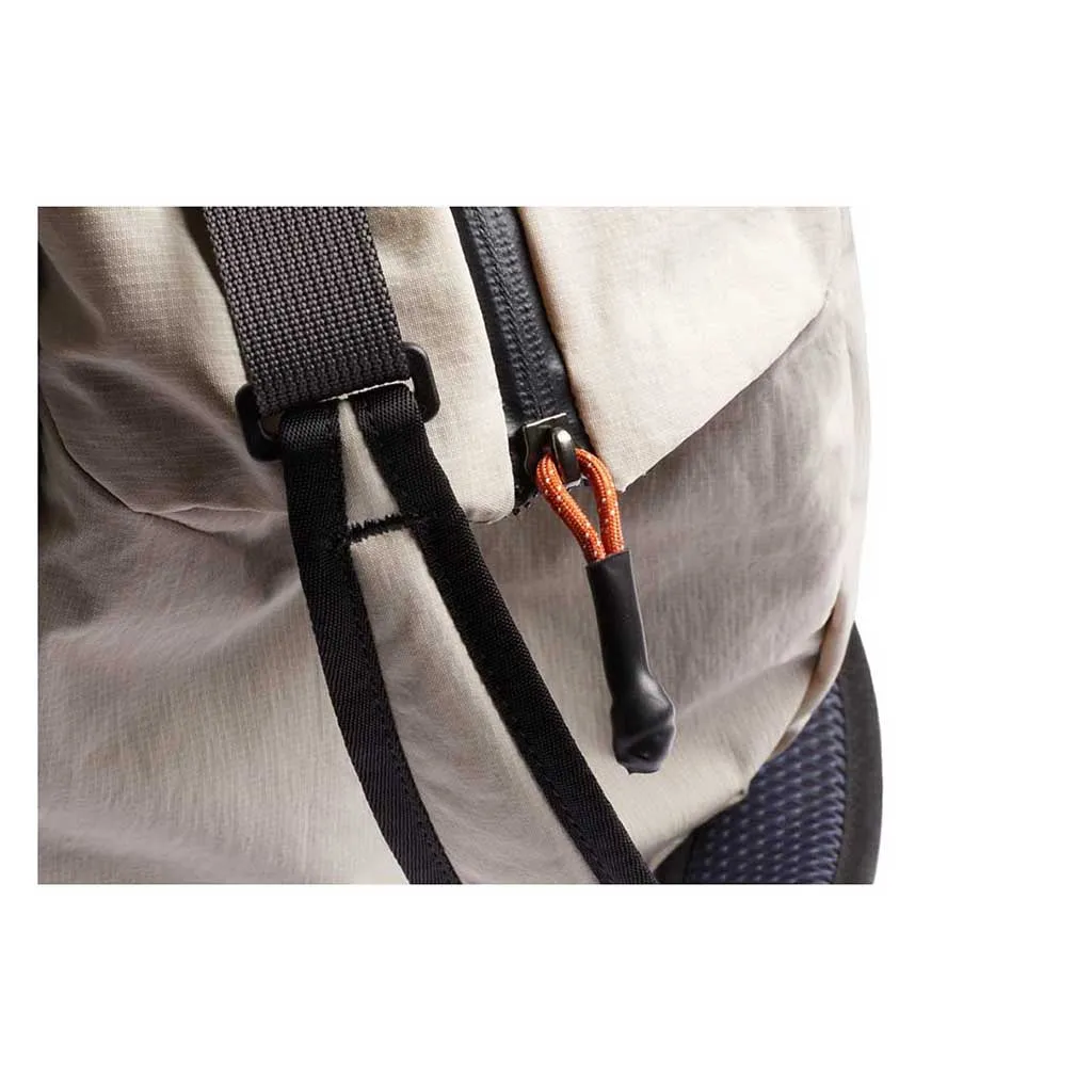 Lite Duffle