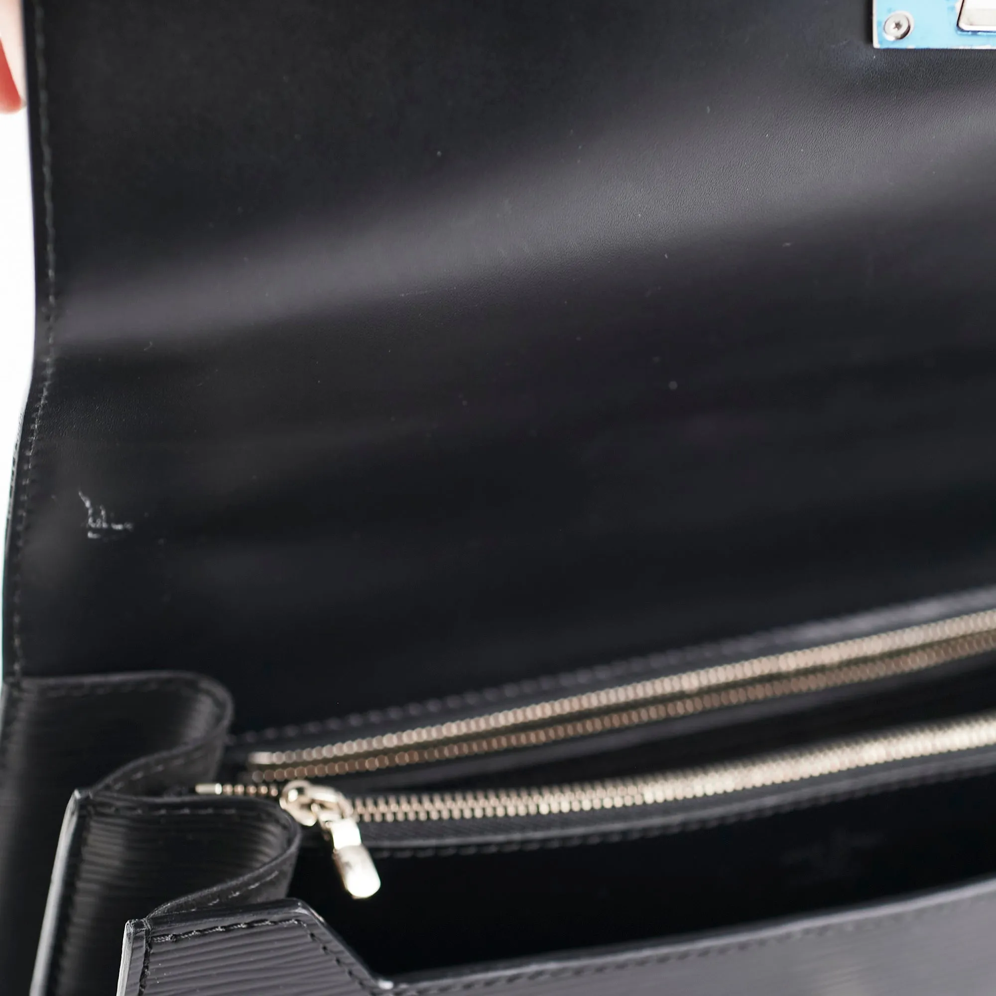 Louis Vuitton Epi Shoulder Bag Black
