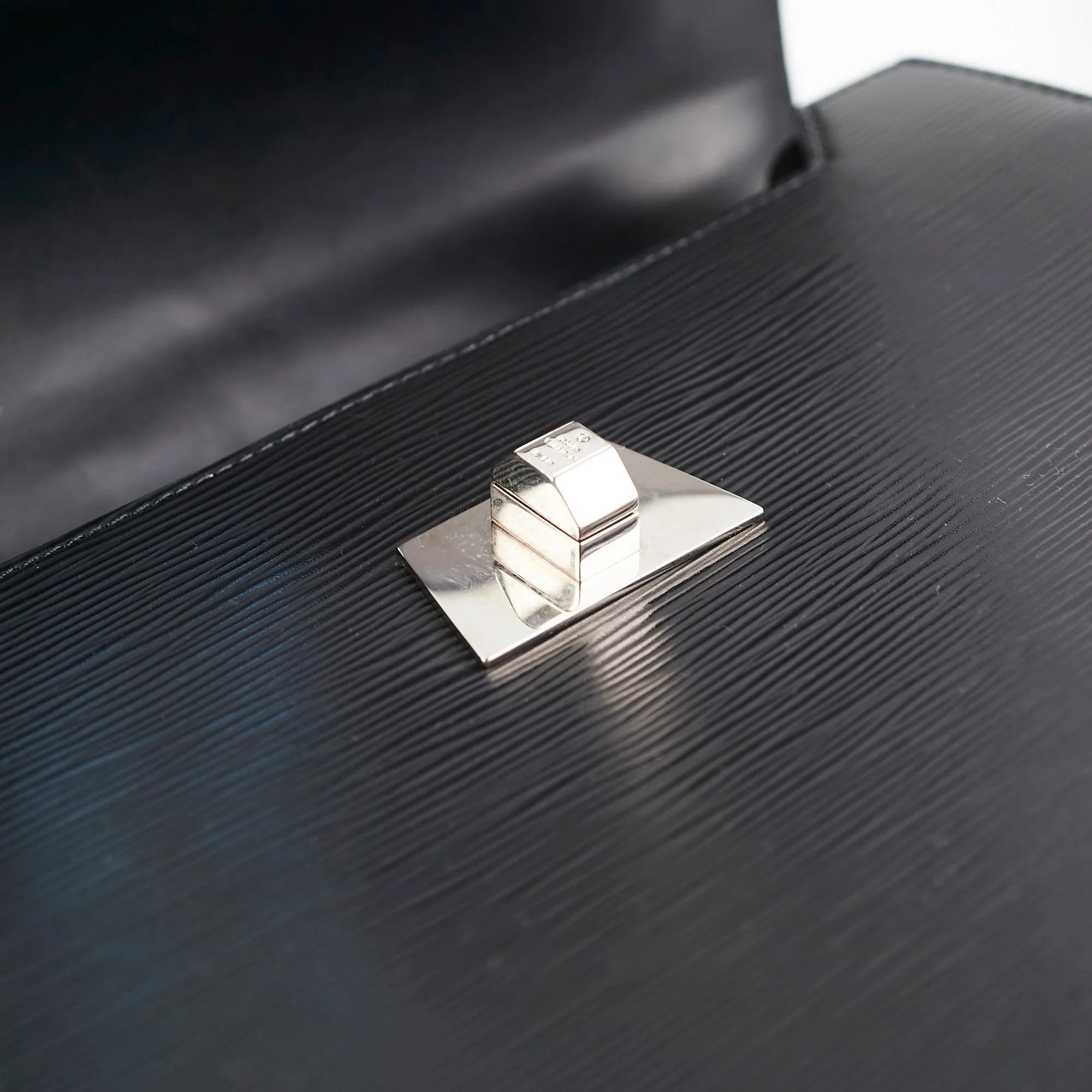 Louis Vuitton Epi Shoulder Bag Black