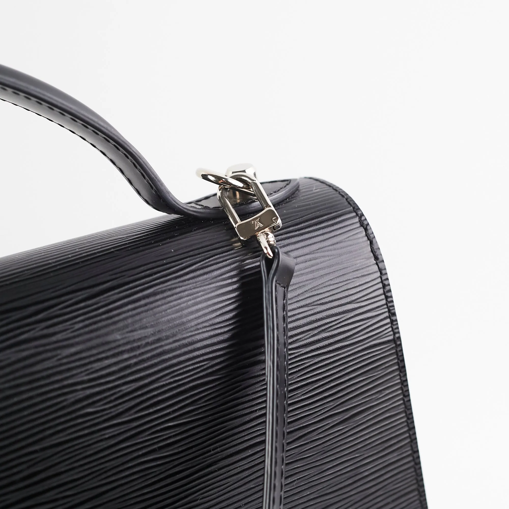 Louis Vuitton Epi Shoulder Bag Black