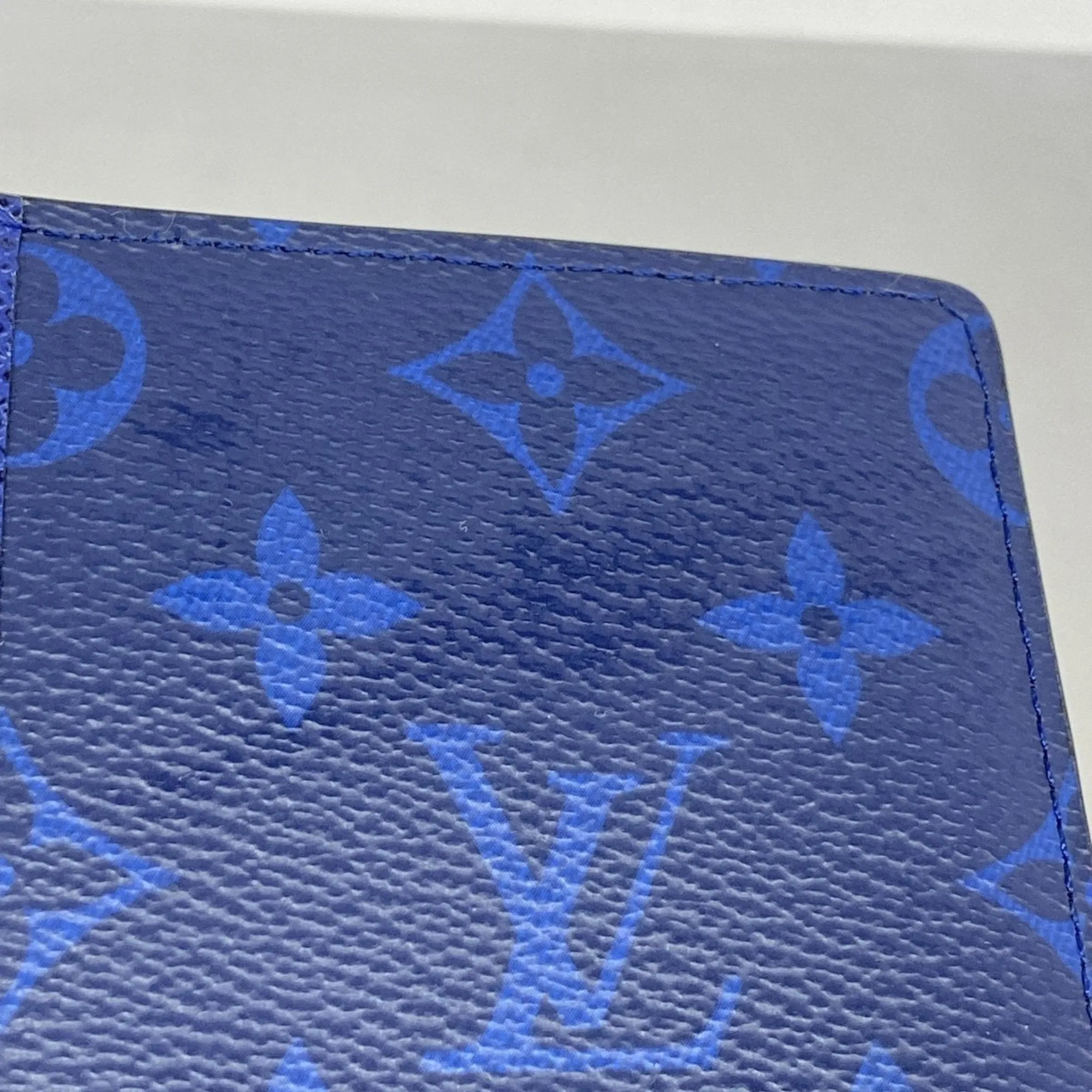 Louis Vuitton Long Wallet (Bi-Fold) (Pre-Owned)