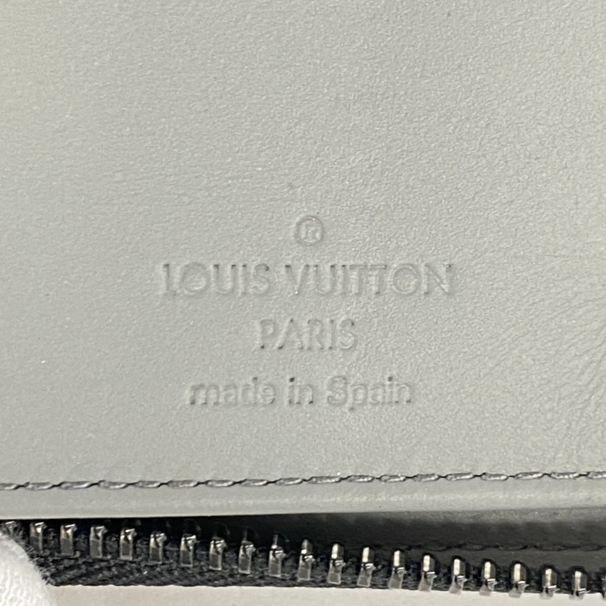 Louis Vuitton Long Wallet (Bi-Fold) (Pre-Owned)