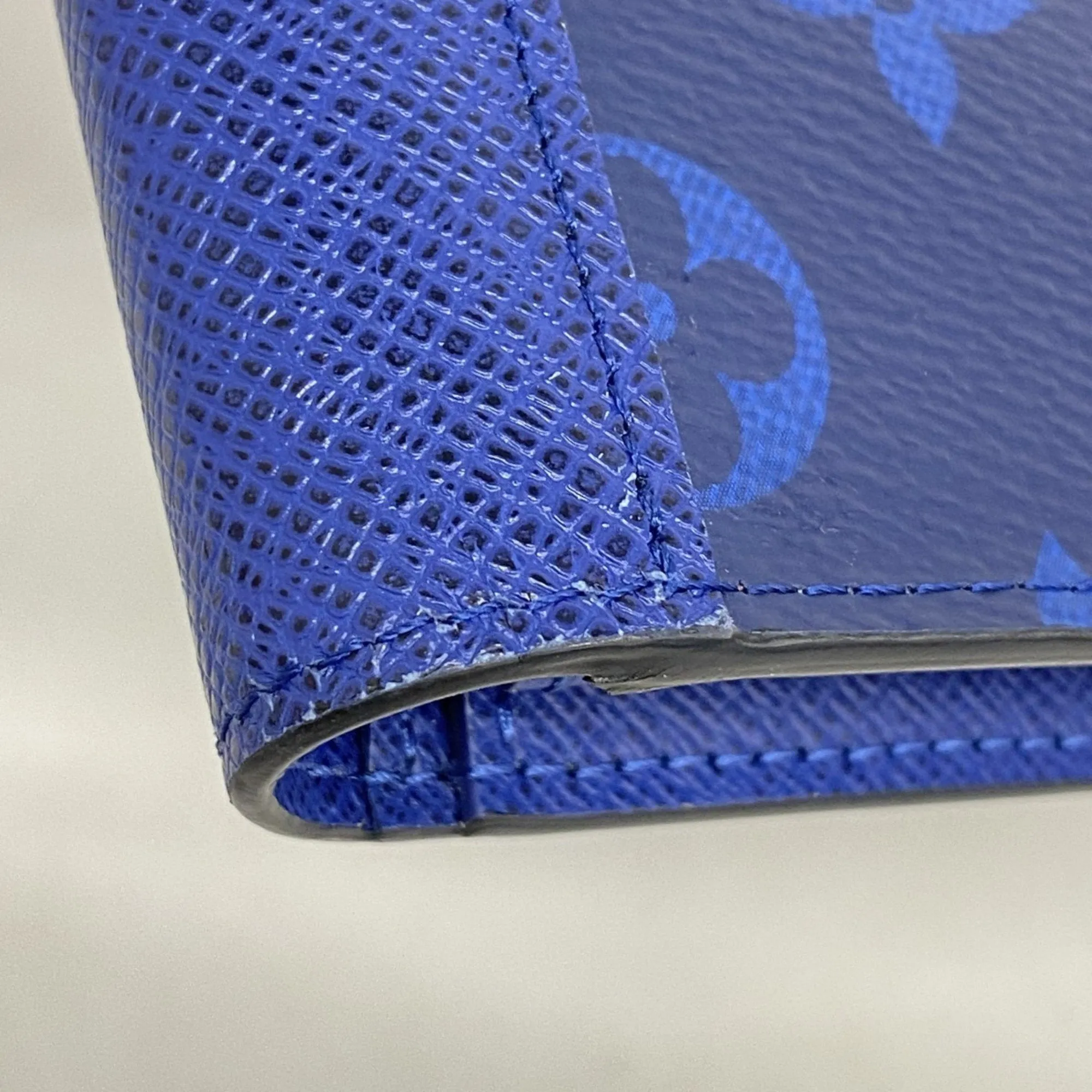 Louis Vuitton Long Wallet (Bi-Fold) (Pre-Owned)