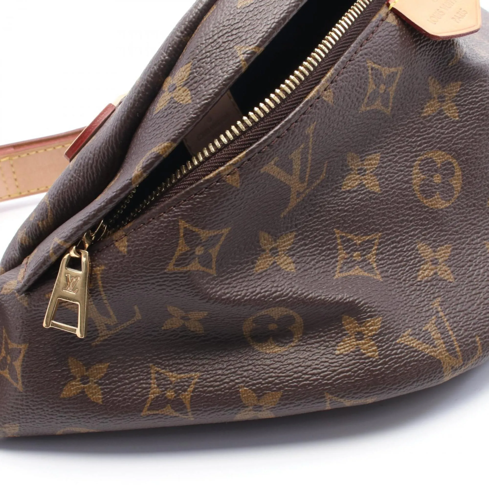 Louis Vuitton Monogram Coated Canvas Fanny Pack (Pre-Owned)