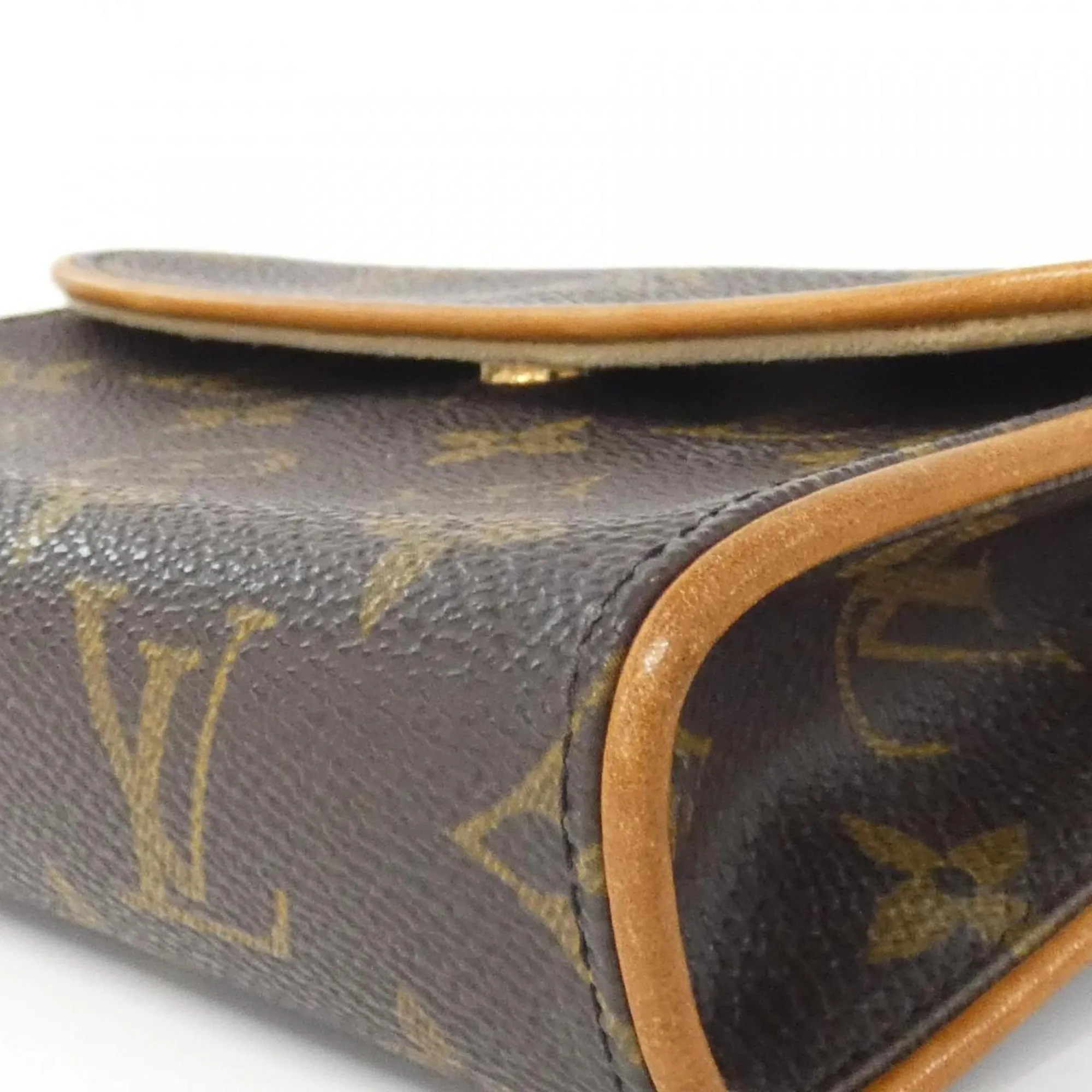 Louis Vuitton Monogram Coated Canvas Fanny Pack (Pre-Owned)