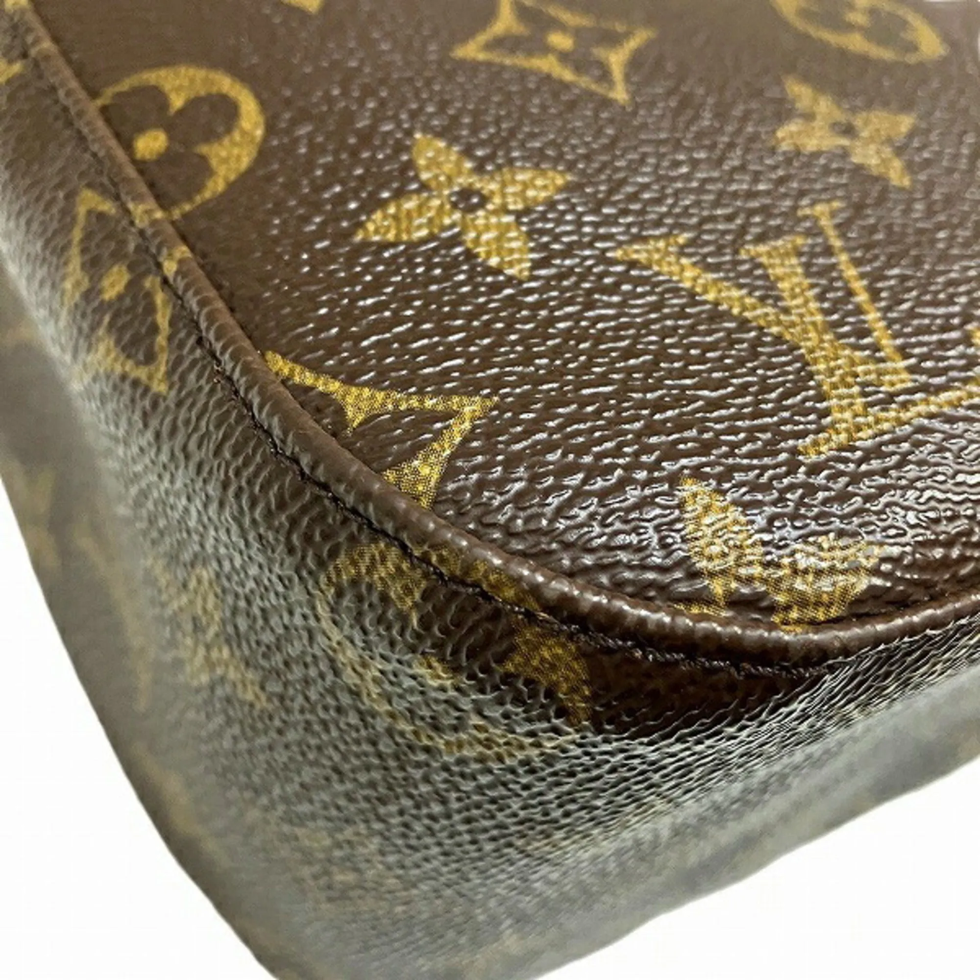 Louis Vuitton Monogram  Monogram Handbag Shoulder Bag