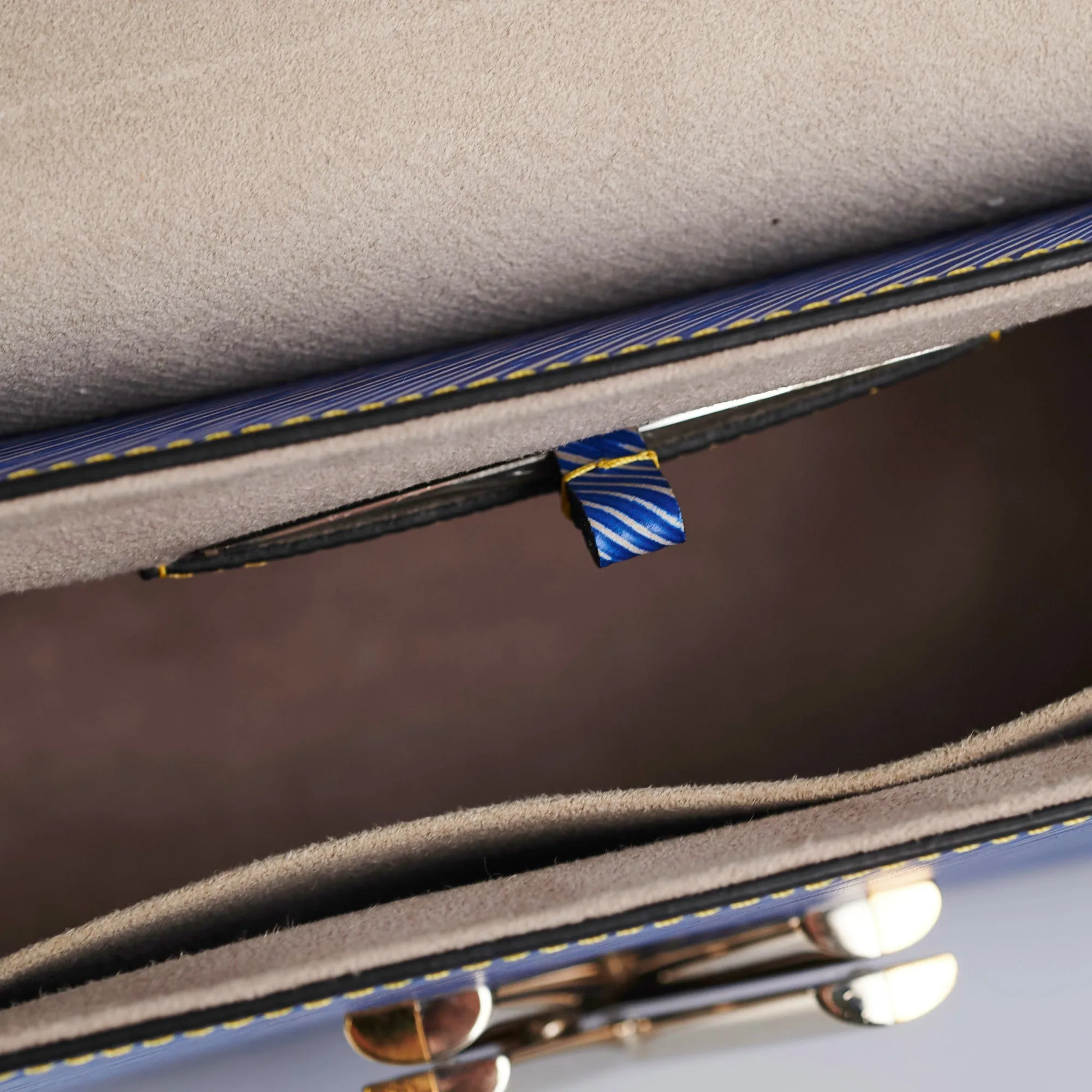 Louis Vuitton Twist MM Blue Shoulder Bag