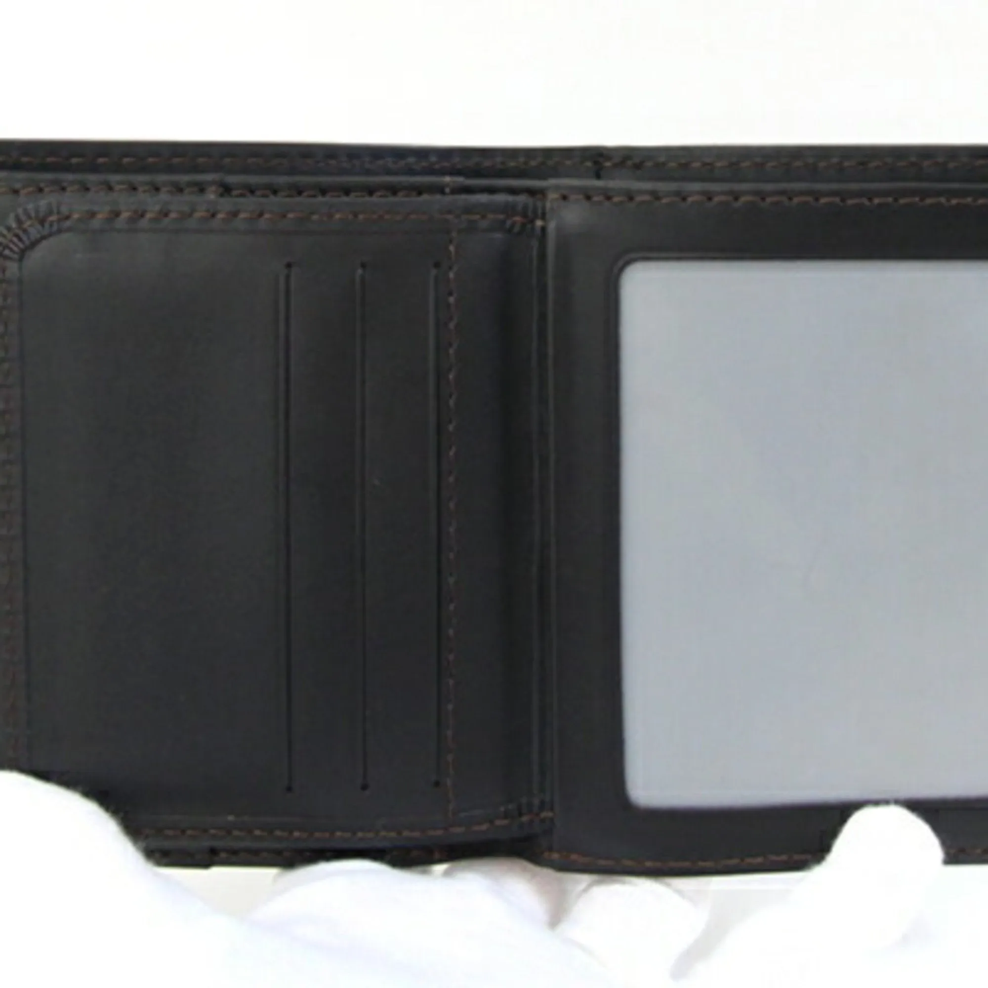 Louis Vuitton Utah Leather Wallet (Bi-Fold) (Pre-Owned)
