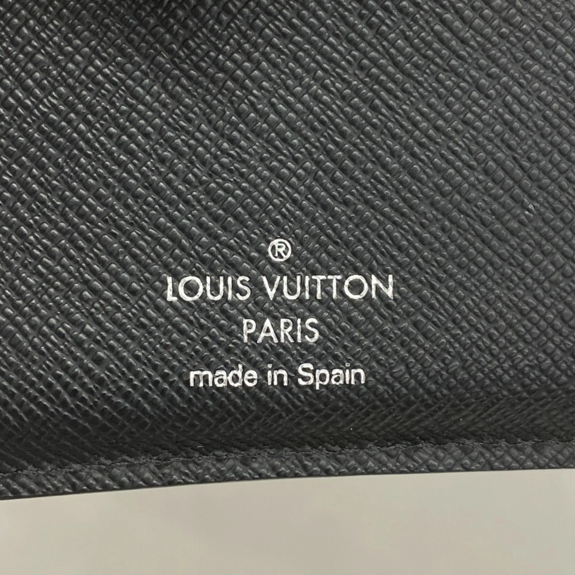 Louis Vuitton Wallet (Bi-Fold) (Pre-Owned)