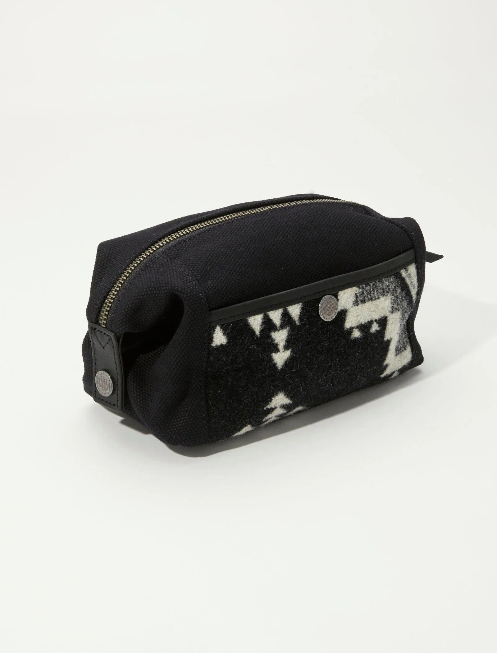 Lucky Brand Rock Point Travel Pouch