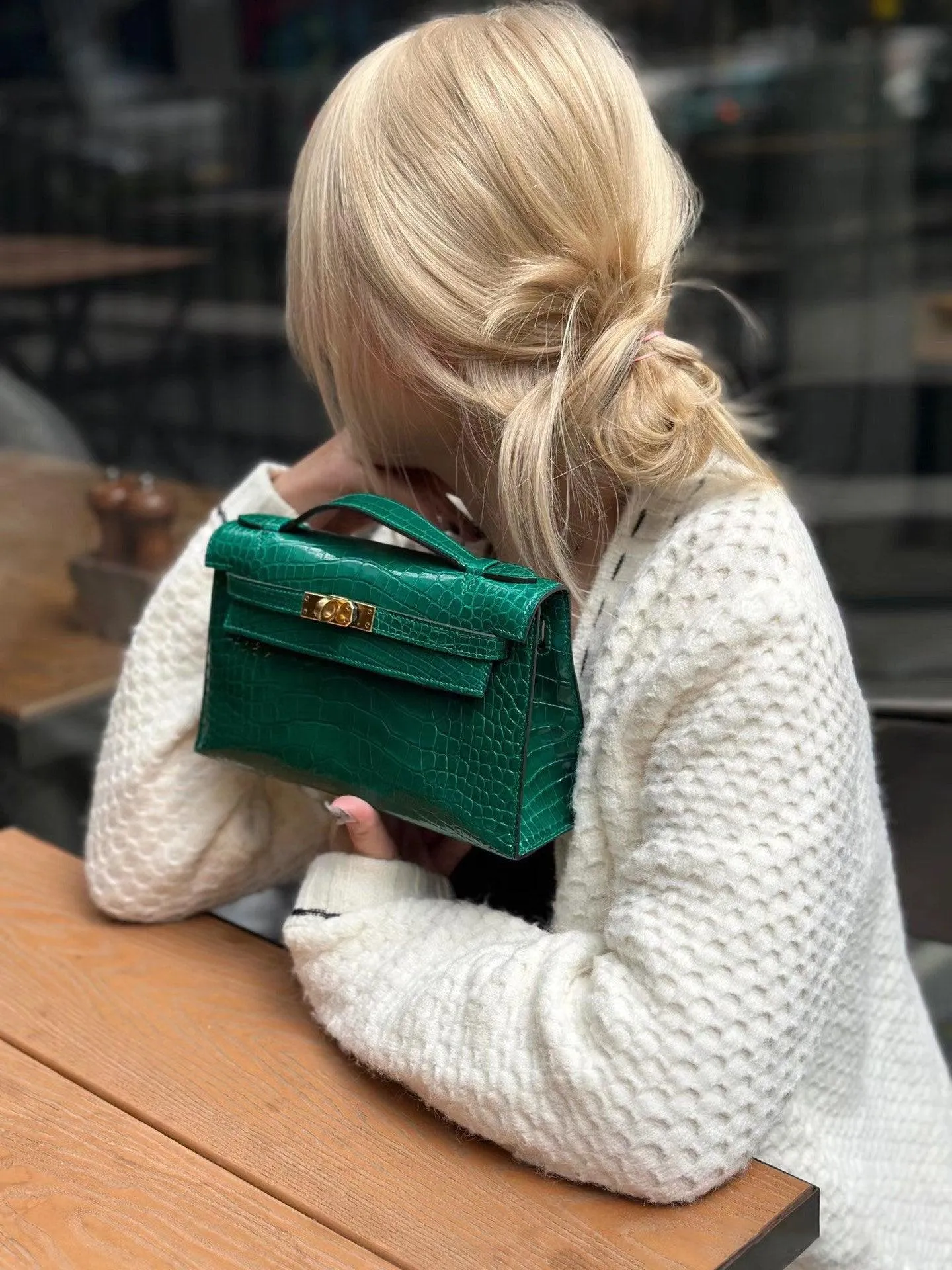 Luxury Classic Cowhide Leather Bag Mini Pig-nose Chain with Gold-Tone Hardware and Crocodile Pattern  A Must-Have Designer Bag, Evening Clutch, Party Bag, Christmas Gift for Her