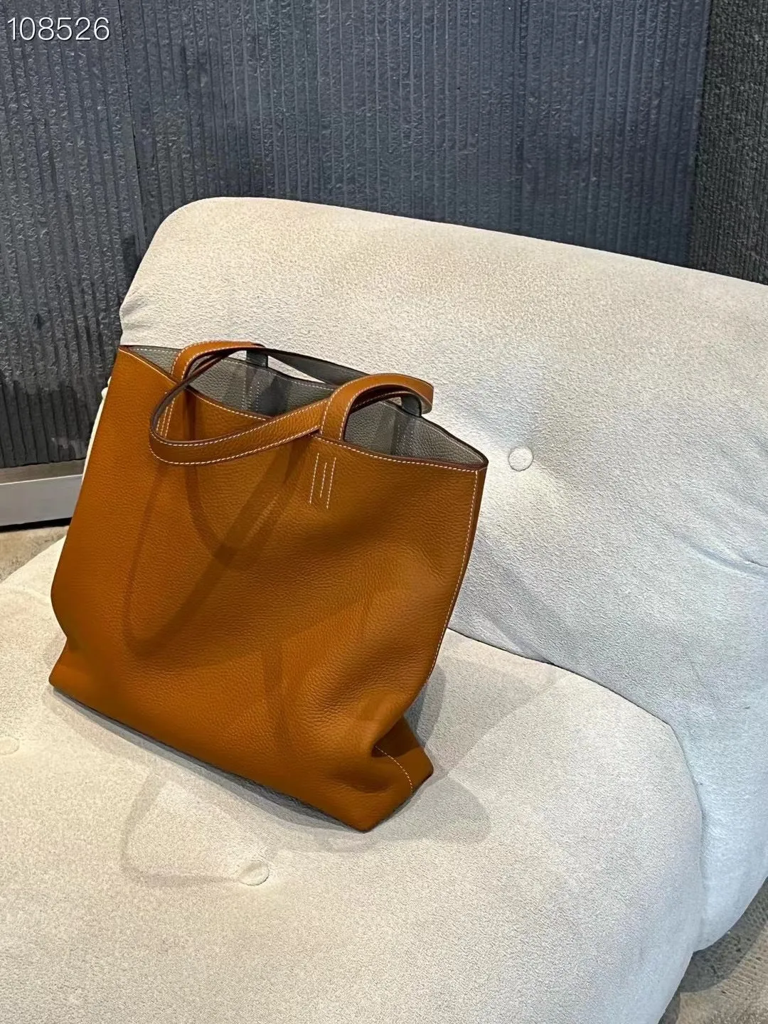 Luxury High-end Pebbled Full Grain Leather Double-Sided Two Tone Tote Bag, Real Genuine Leather Minimalist Oversized Handbag for Everyday & Travel