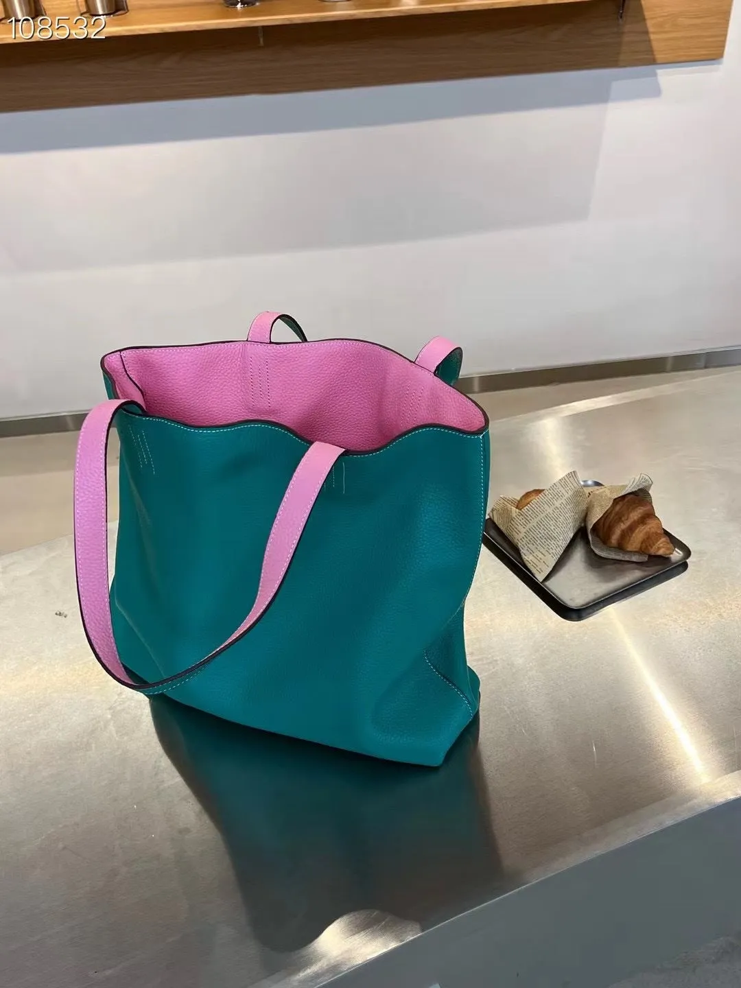 Luxury High-end Pebbled Full Grain Leather Double-Sided Two Tone Tote Bag, Real Genuine Leather Minimalist Oversized Handbag for Everyday & Travel