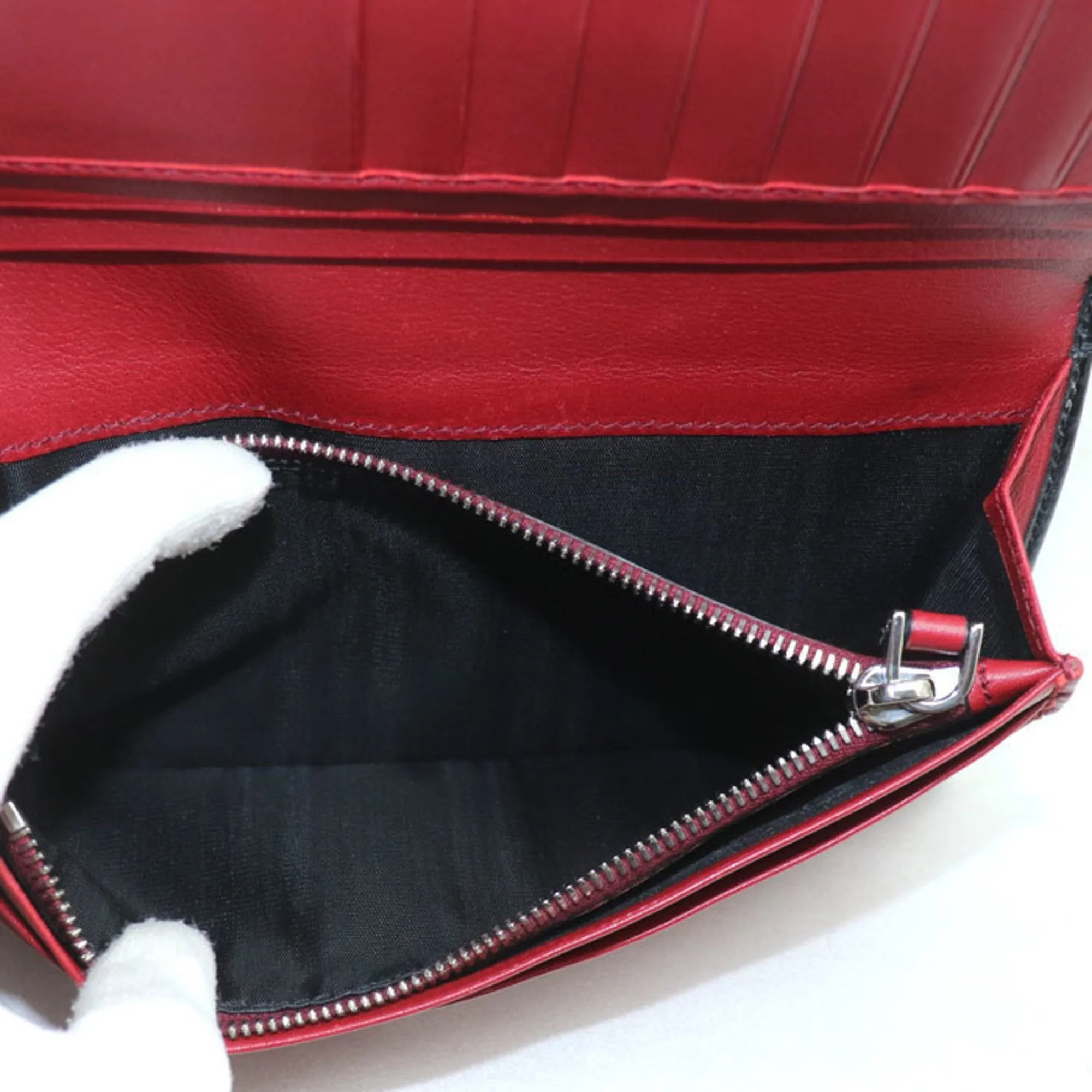 Salvatore Ferragamo  Color Leather Wallet (Bi-Fold) (Pre-Owned)