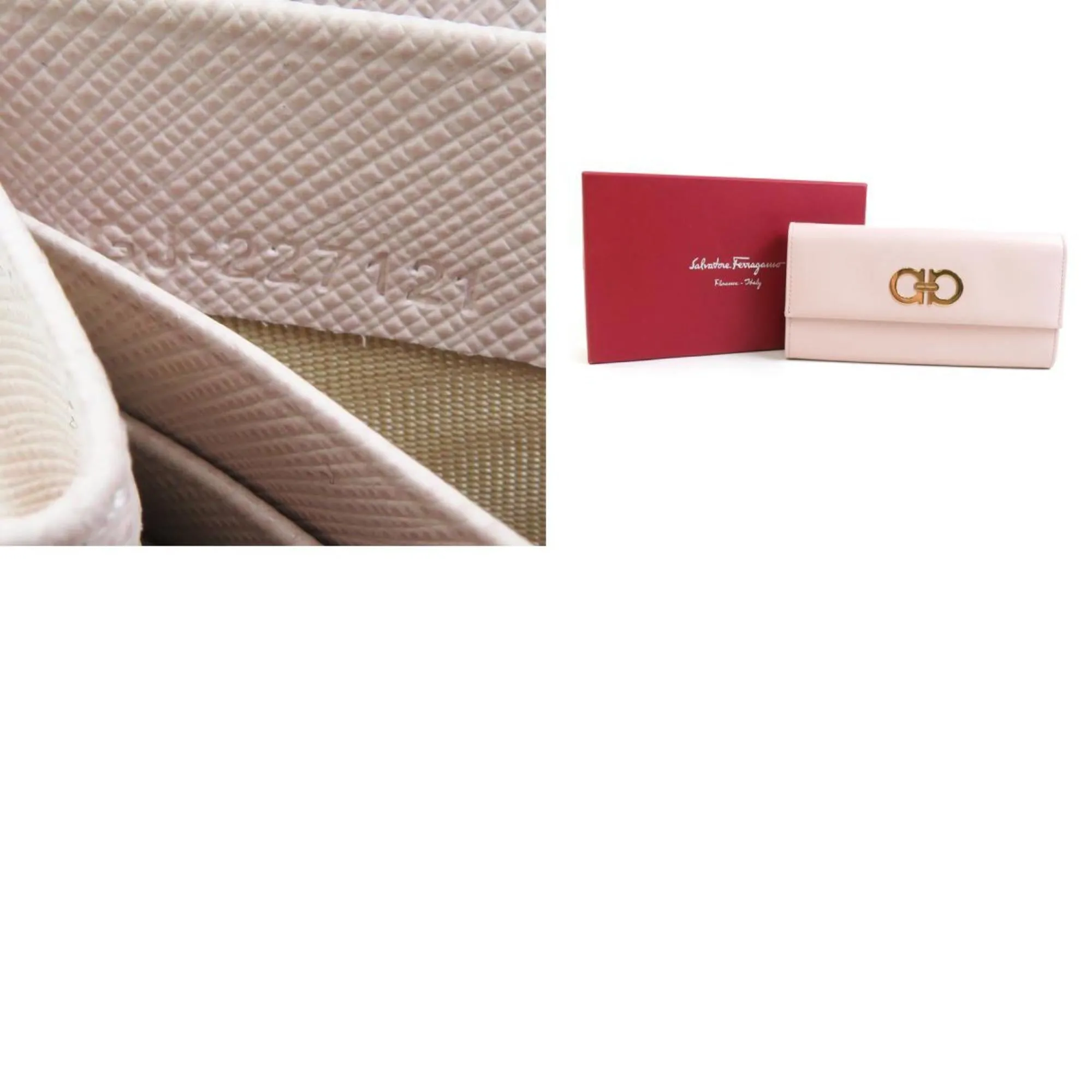 Salvatore Ferragamo  Leather Coin Purse/Coin Case (Pre-Owned)