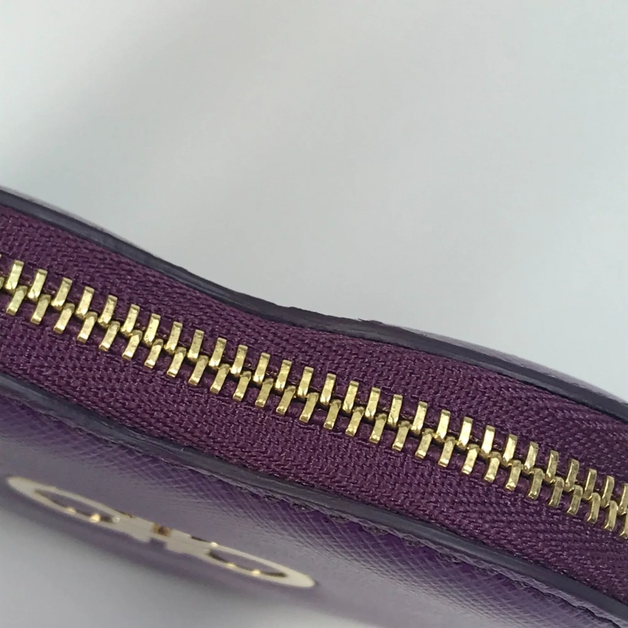 Salvatore Ferragamo  Leather Coin Purse/Coin Case (Pre-Owned)