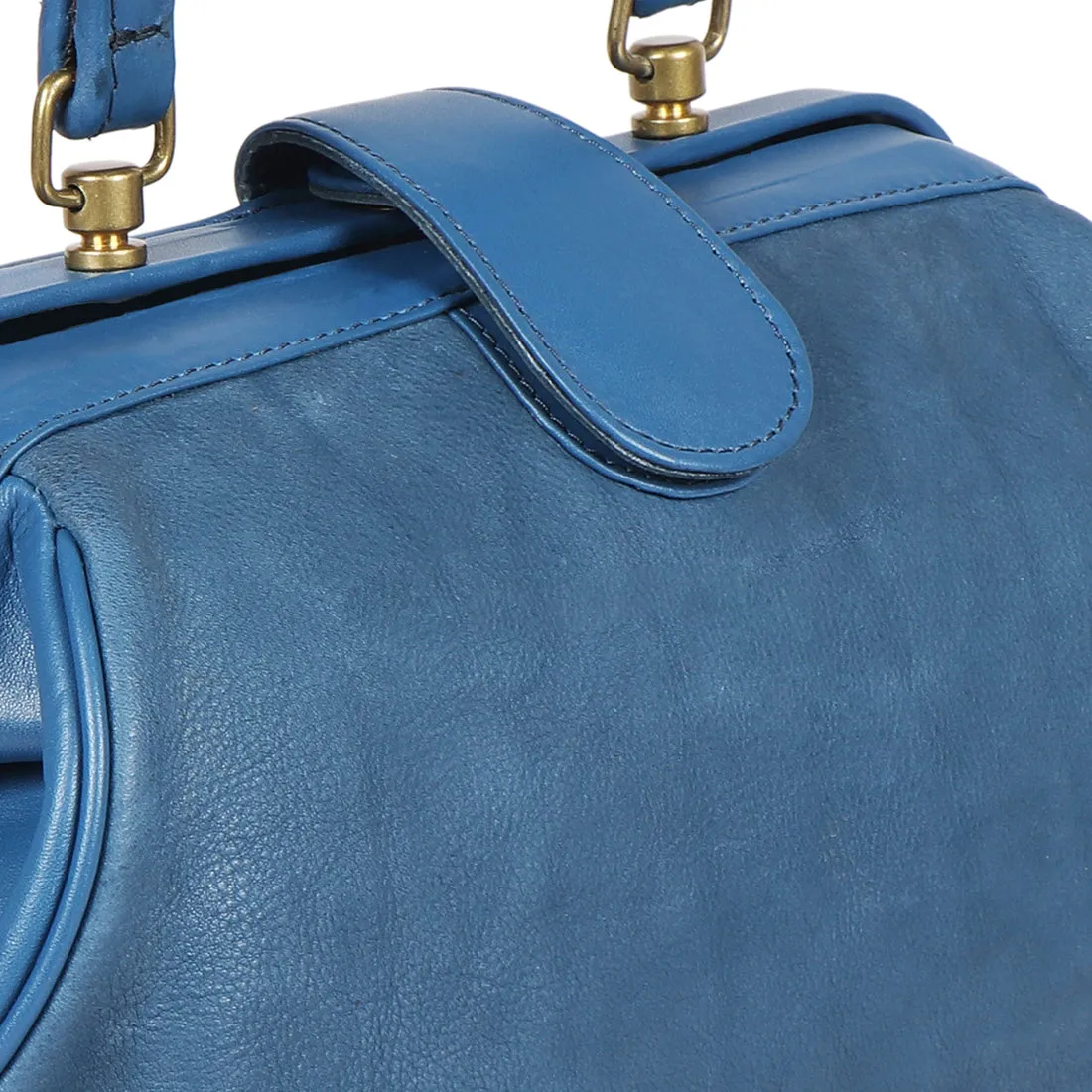 SASHA SATCHEL