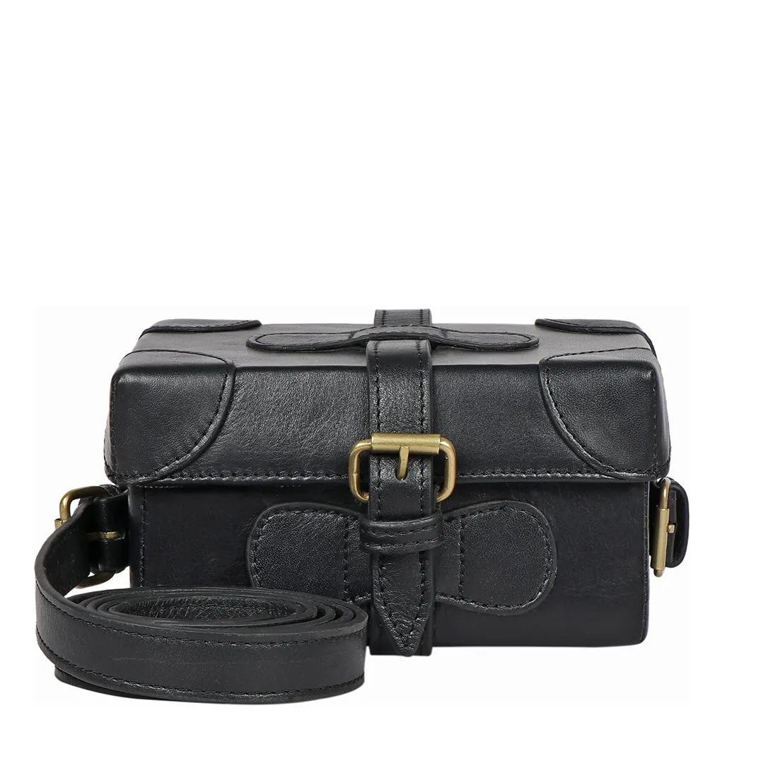 SMALL BOXY SLING BAG