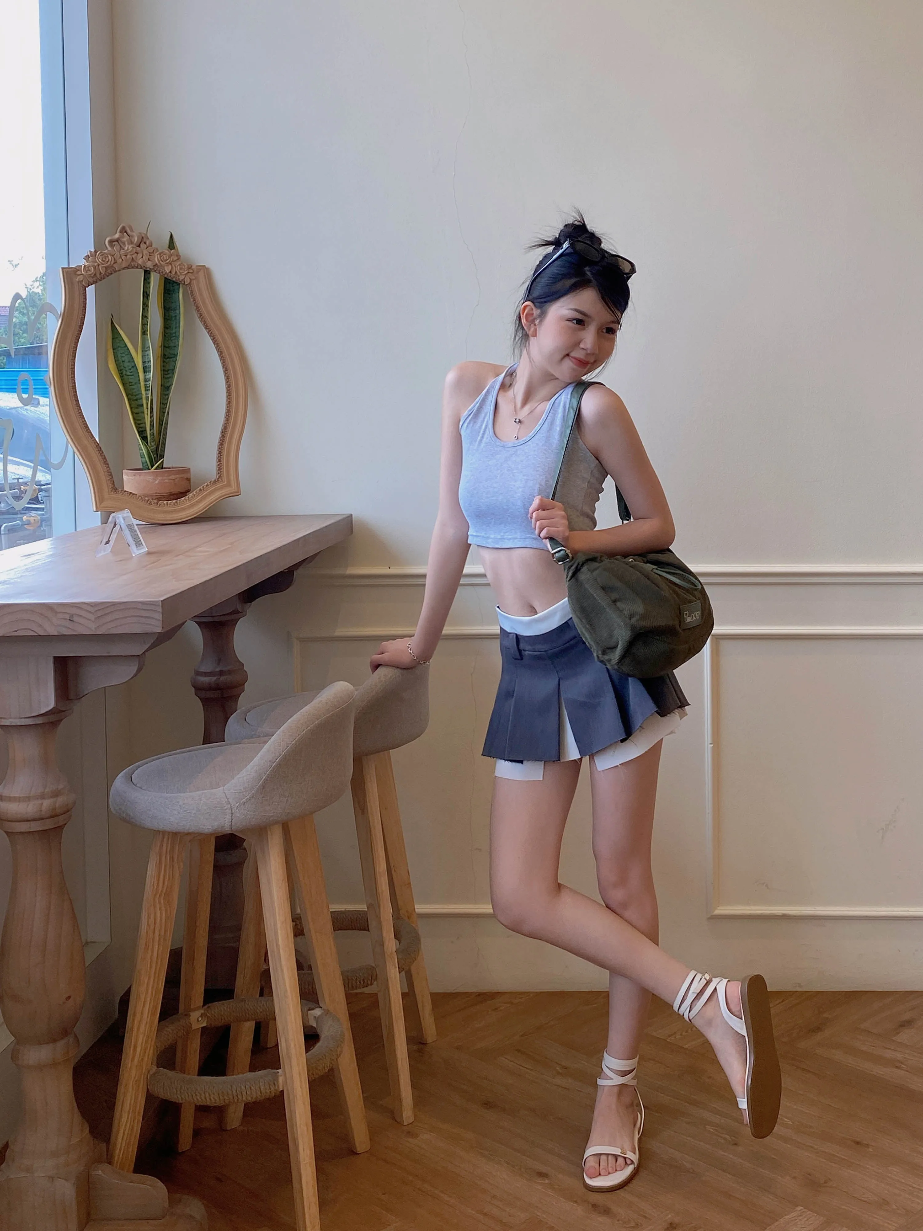 Toast Cream Puff Collection ARMY GREEN