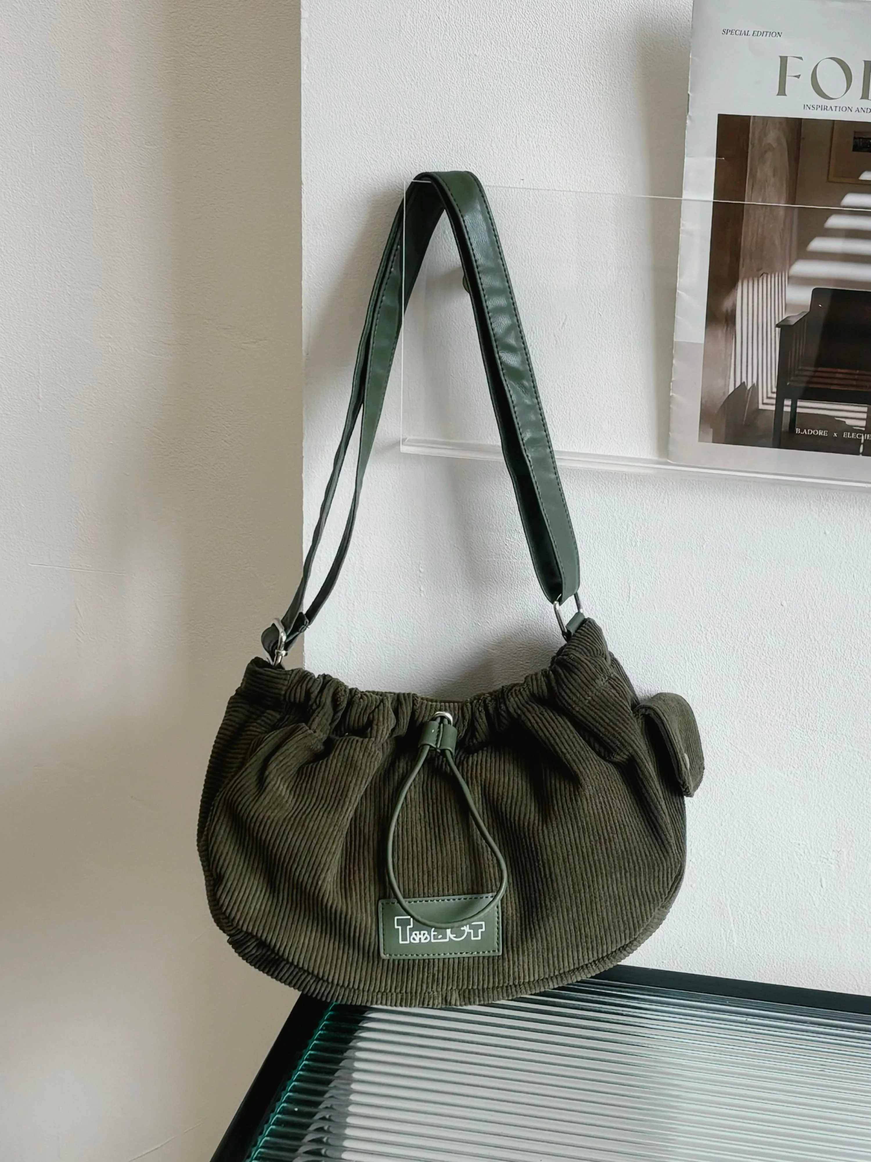 Toast Cream Puff Collection ARMY GREEN