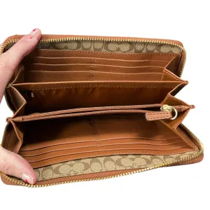 Wallet Designer By Coach  Size: Large