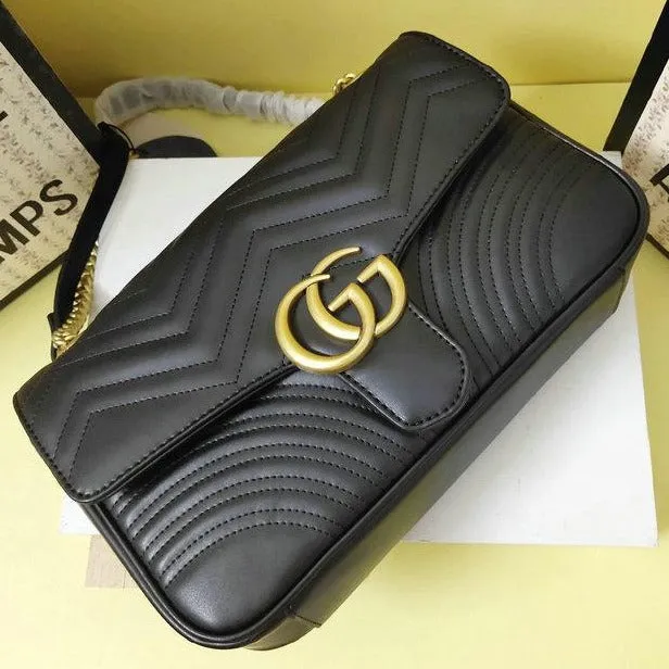 Women's Gucci GG Marmont medium matelass?? shoulder bag
